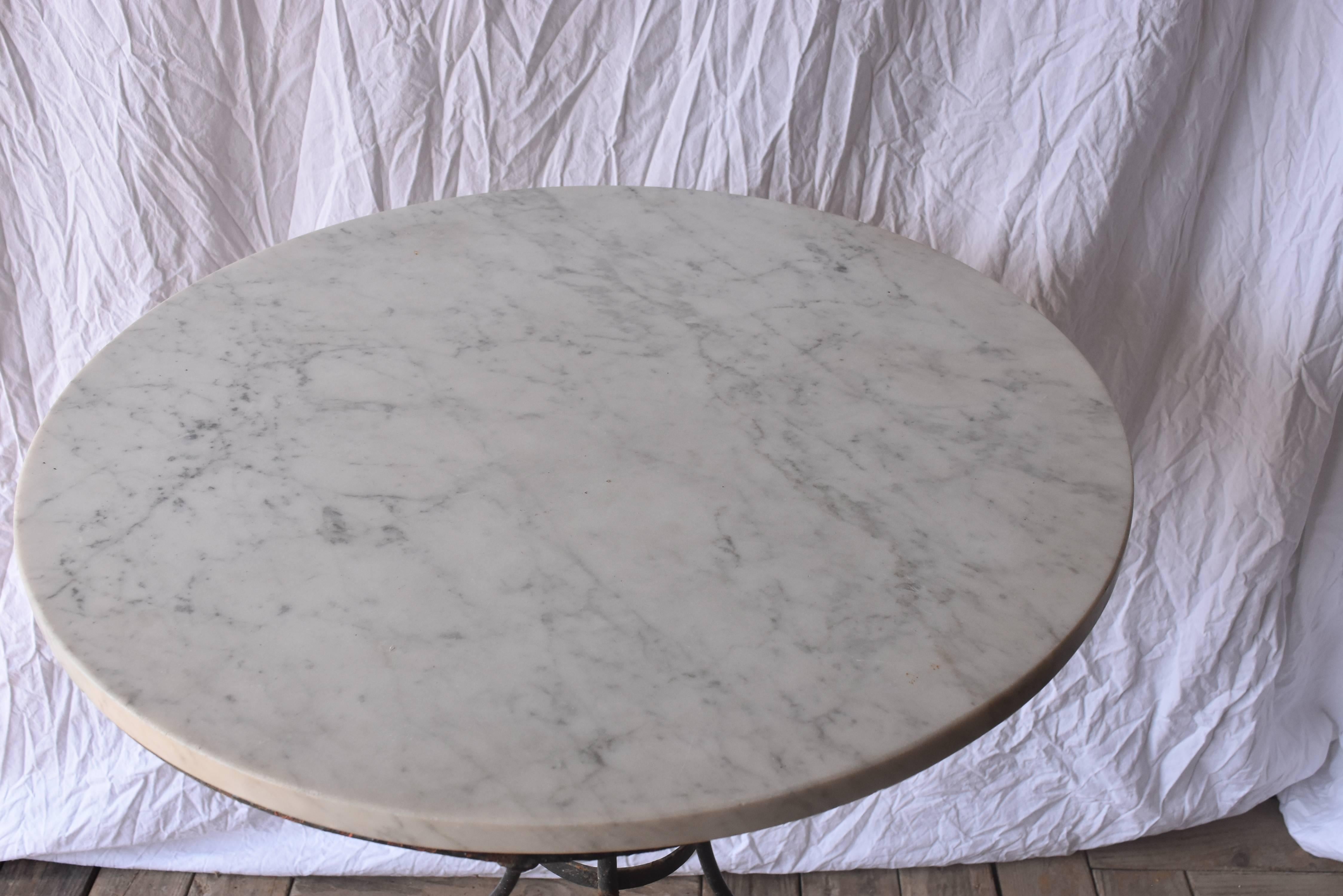 Late 19th Century French Iron Bistro Table Painted Black with White Marble Top 3