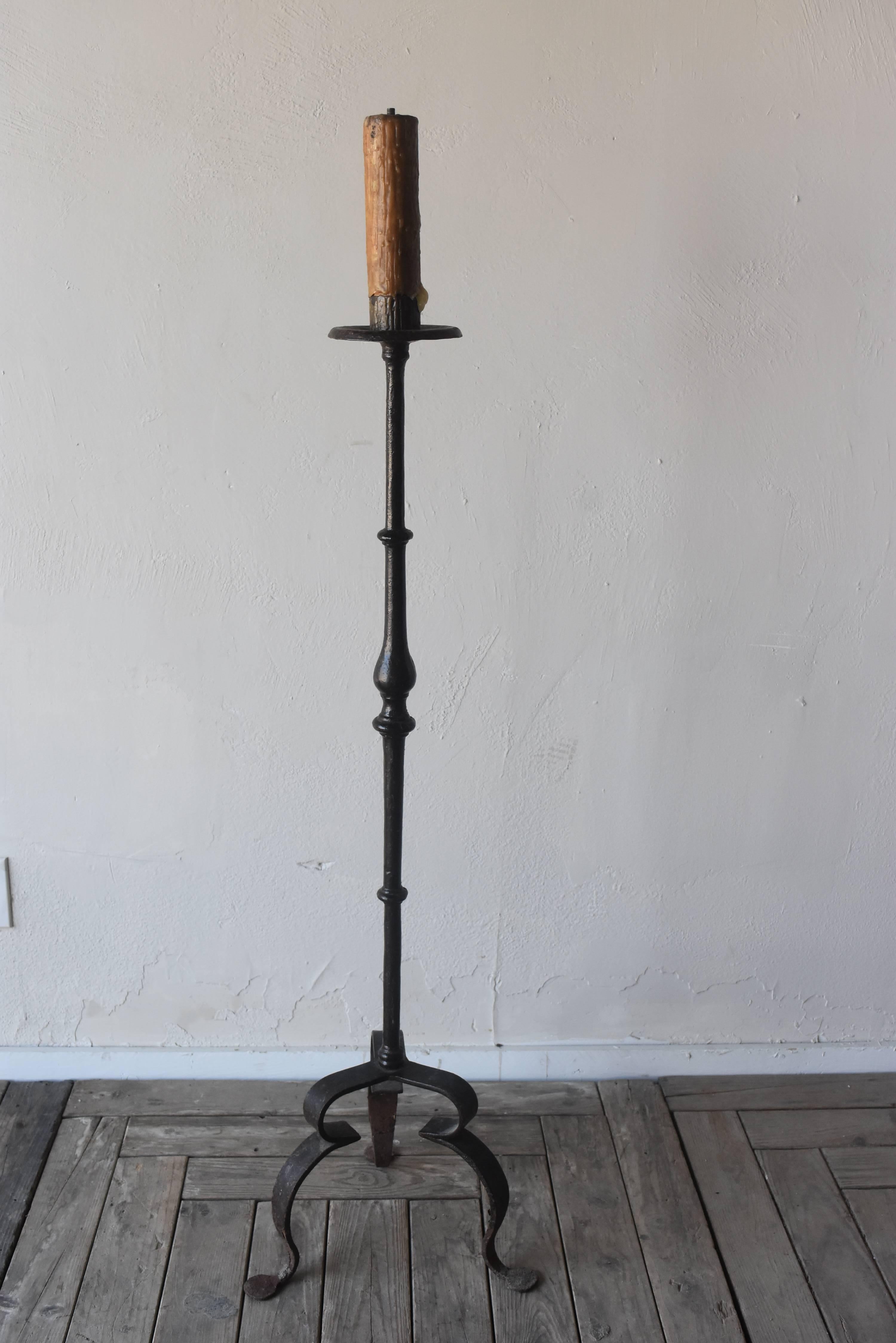 Rare 18th Century Spanish Hand-Forged Iron Candle-Stand with Wax Husk In Good Condition In Houston, TX
