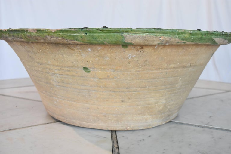 19th Century Spanish Green Ceramic Bowl For Sale at 1stDibs