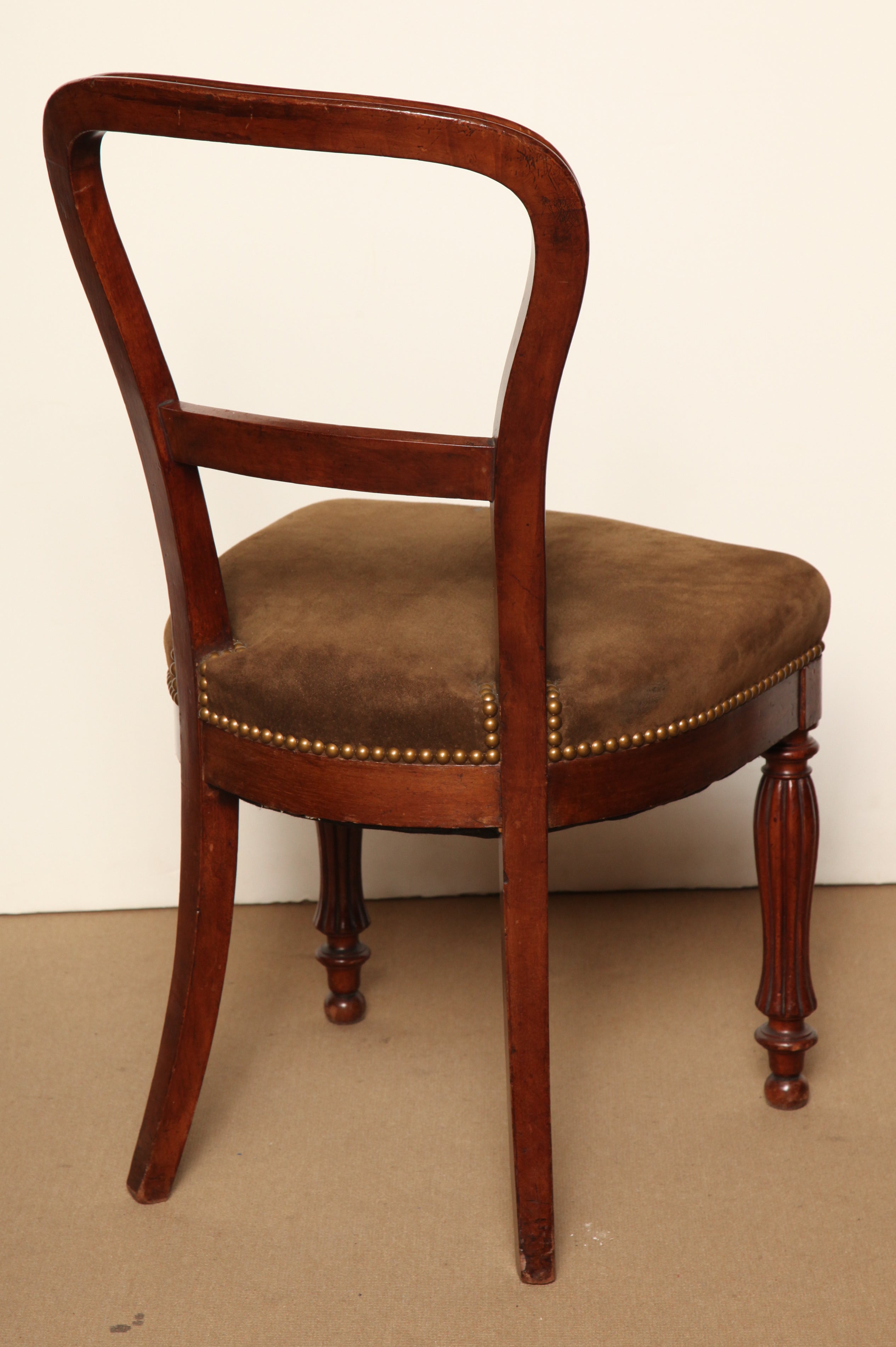 Set of Ten Mid-19th Century Irish Mahogany Dining Chairs 3