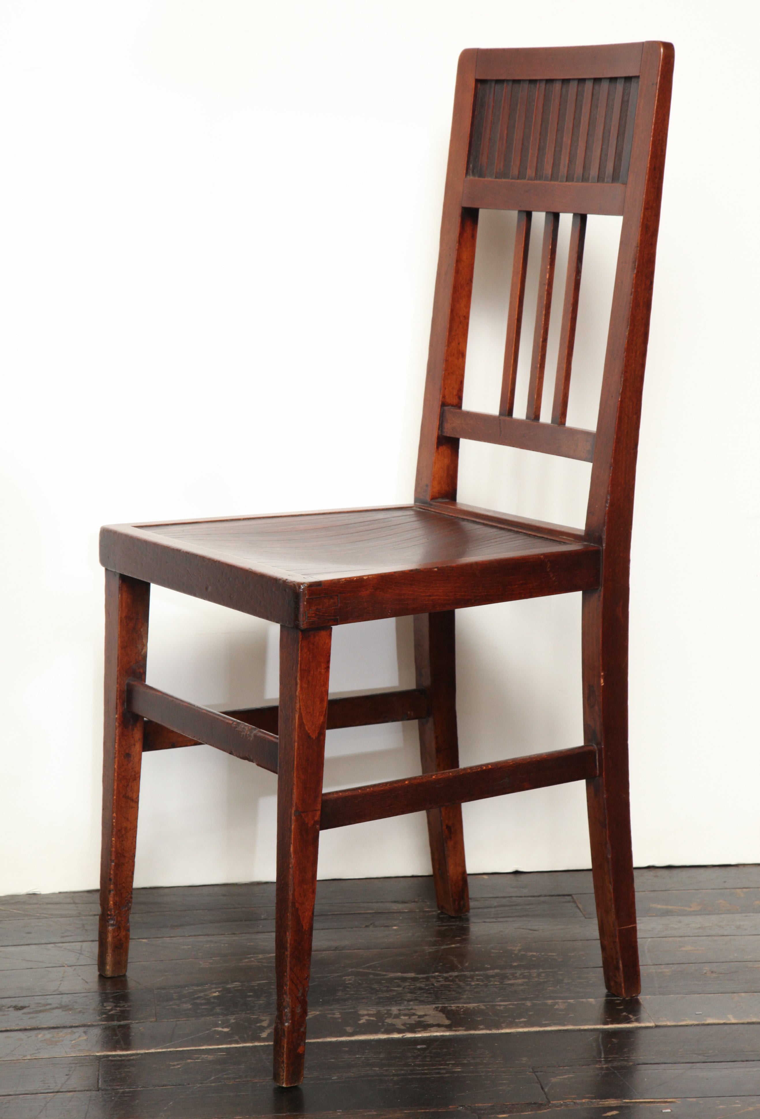 Set of Six Late 19th Century Viennese Dining Chairs In Good Condition For Sale In New York, NY