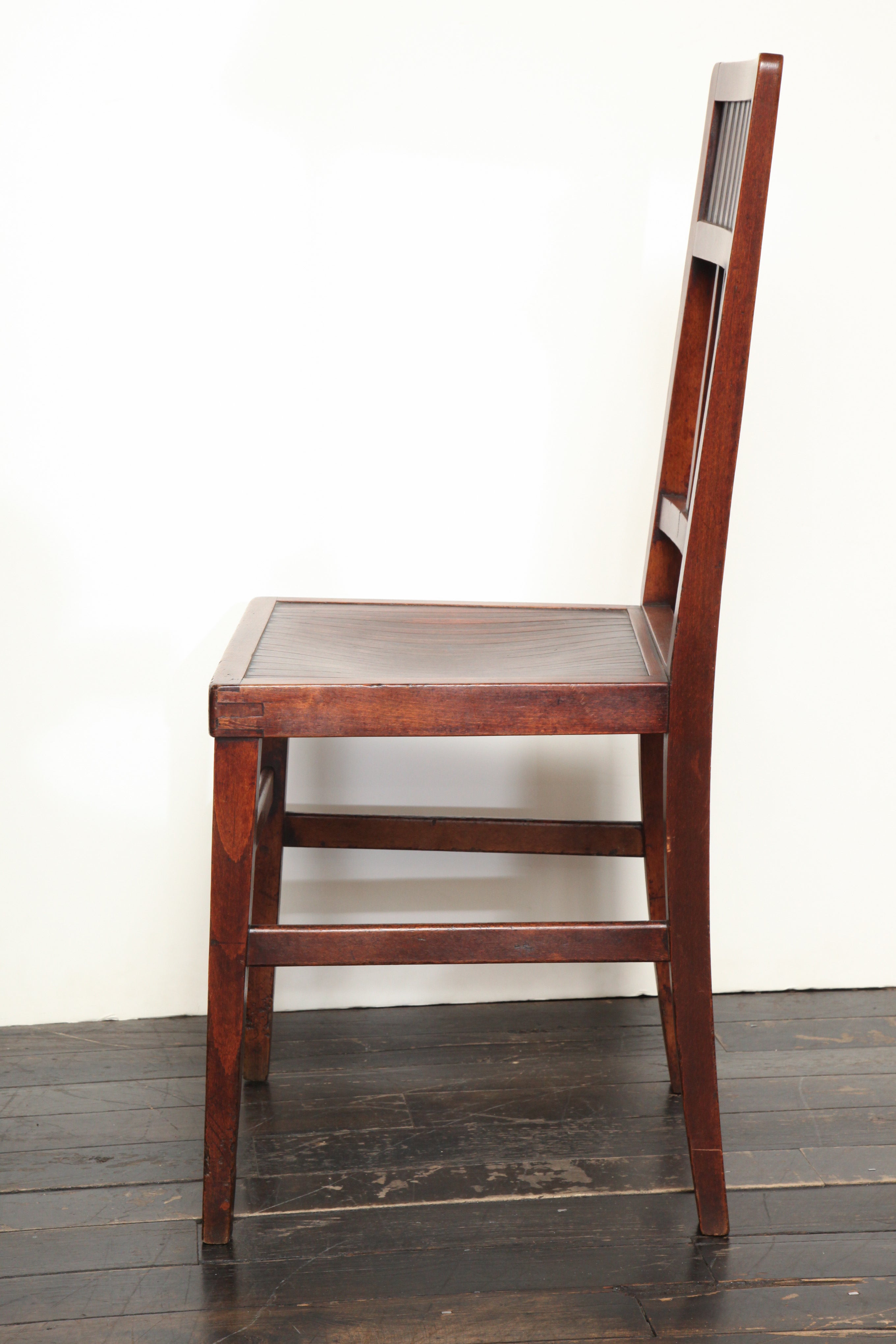 Set of Six Late 19th Century Viennese Dining Chairs For Sale 1