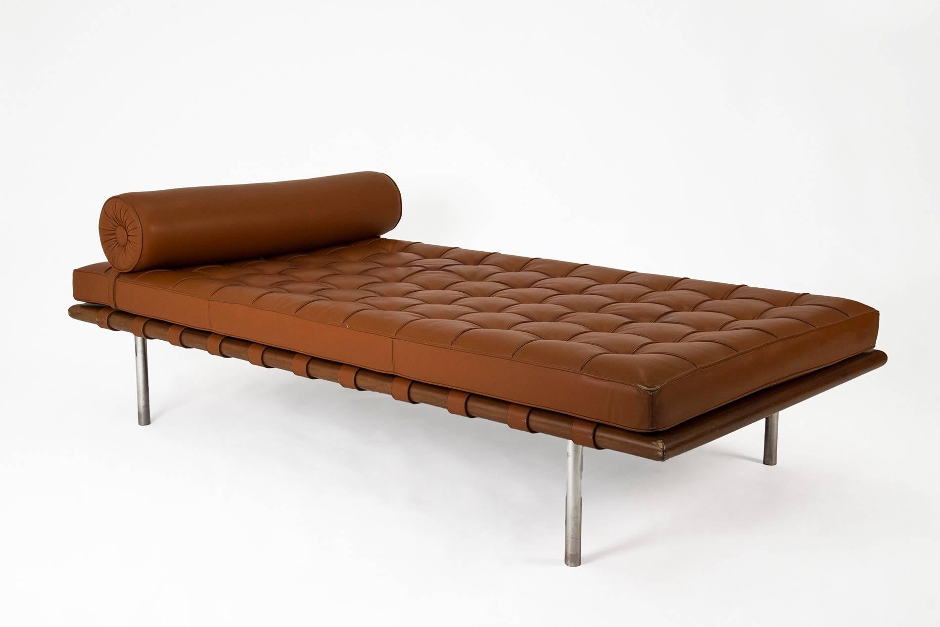 Iconic "Barcelona" daybed designed by Ludwig Mies van der Rohe for the  German Pavilion on the occasion of the 1929 International Exposition in Barcelona. It has been then manufactured by Knoll since 1953. This piece is covered with a