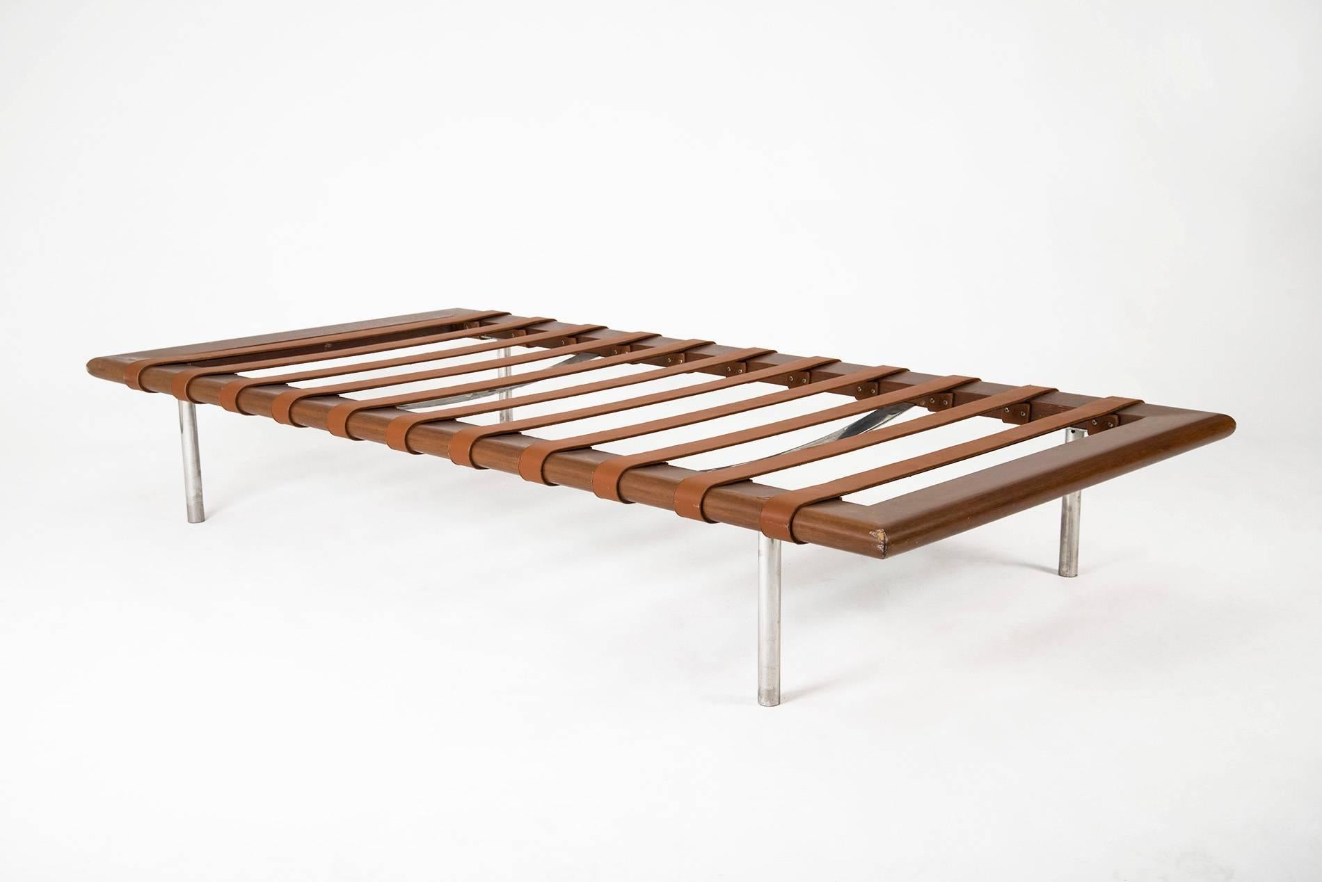 mies van der rohe daybed