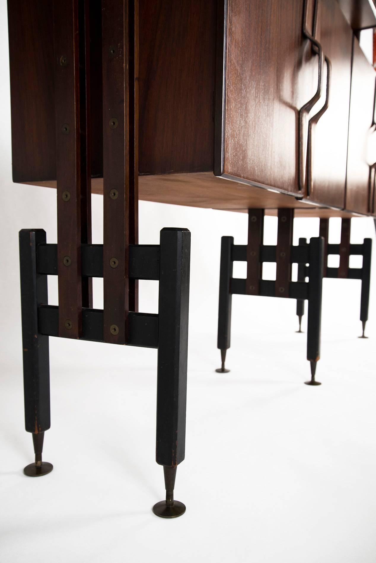 Large Adjustable Rosewood and Leather Bookcase, Italy, 1950 1