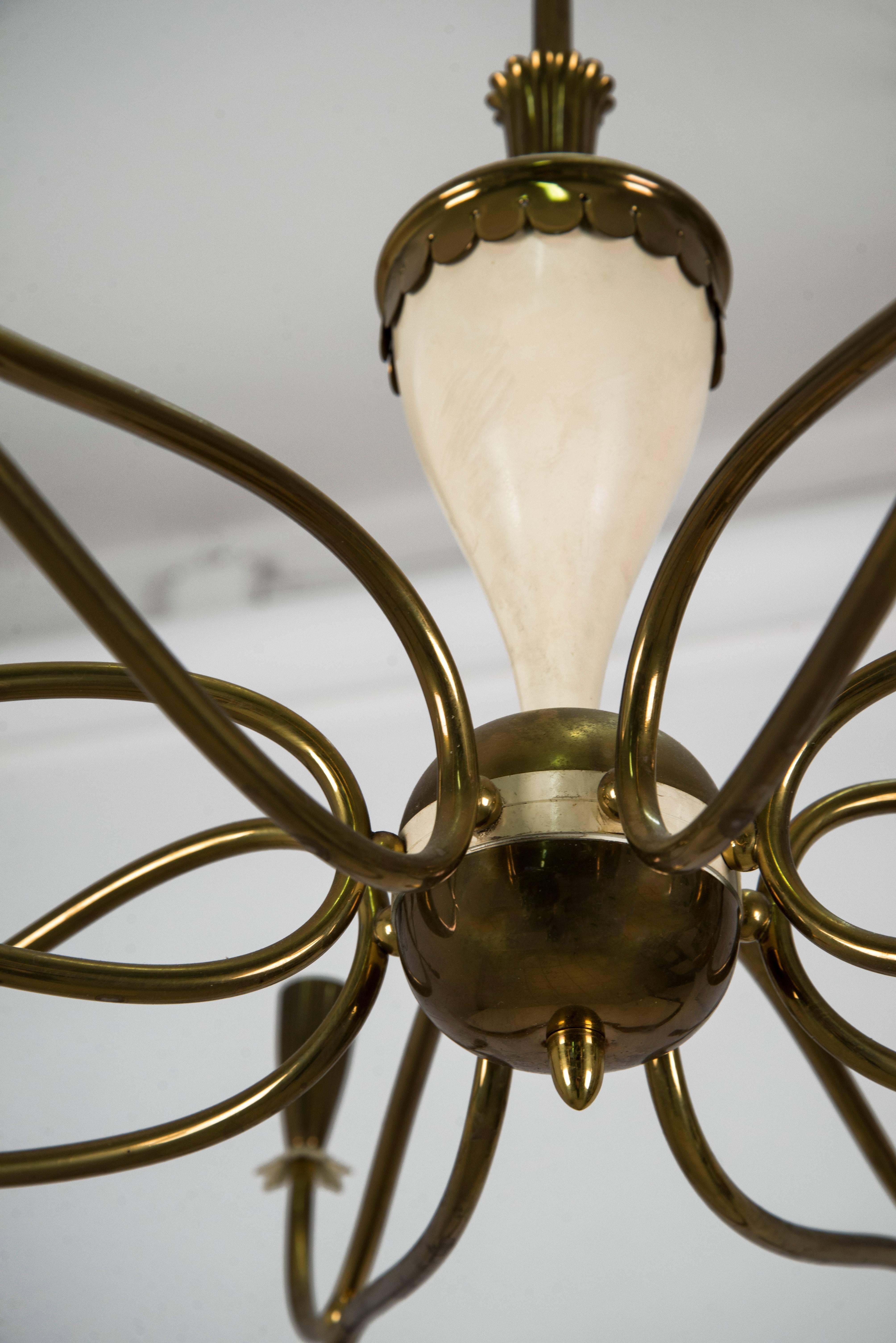 Mid-Century Modern Large 1950s Sixteen-Light Chandelier in the Style of Paolo Buffa
