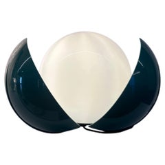 Frine Table Lamp, with controlled opening, Studio Tetrarch Artemide, 1970