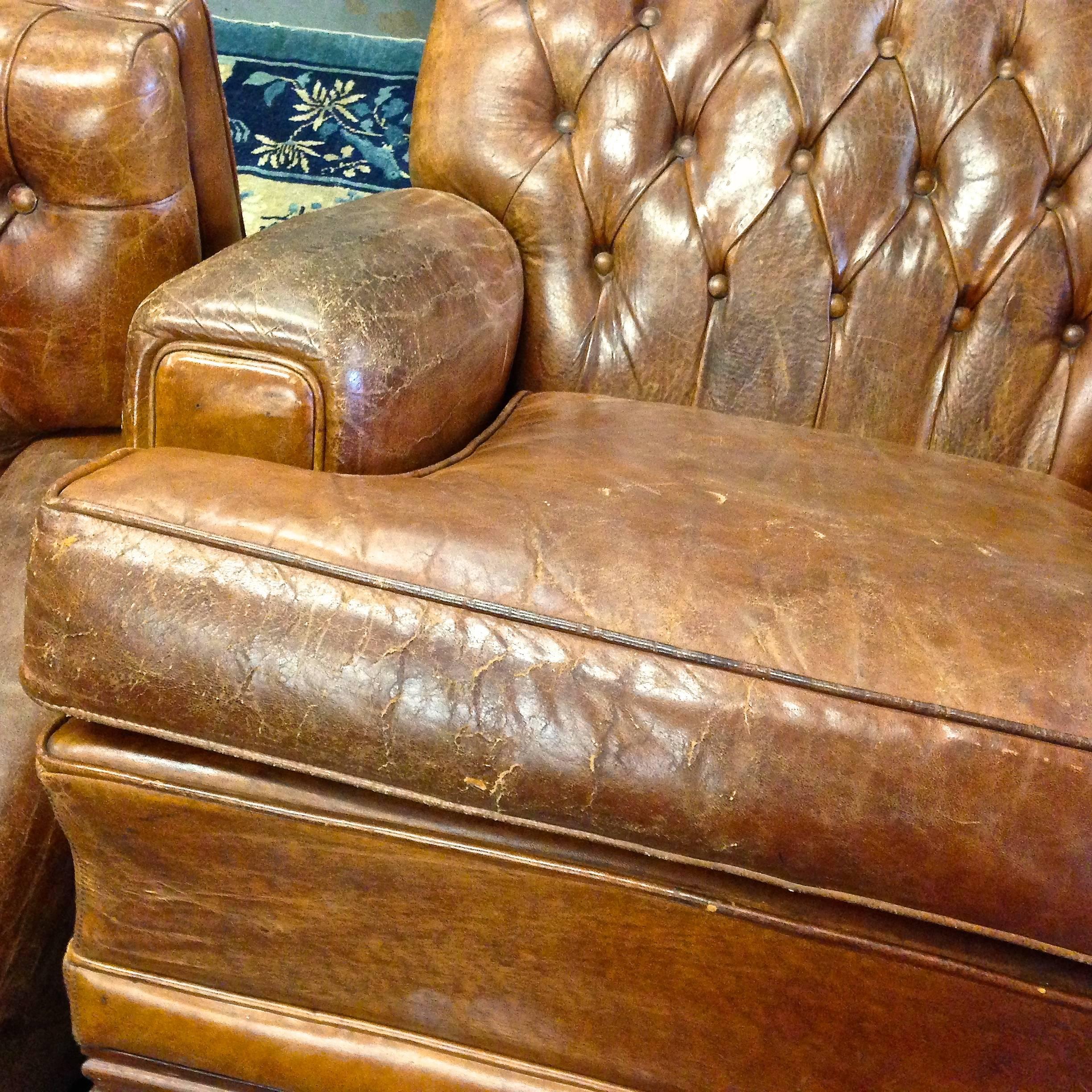 Pair of Original 1920s French Art Deco Button Tufted Leather Club Chairs For Sale 4