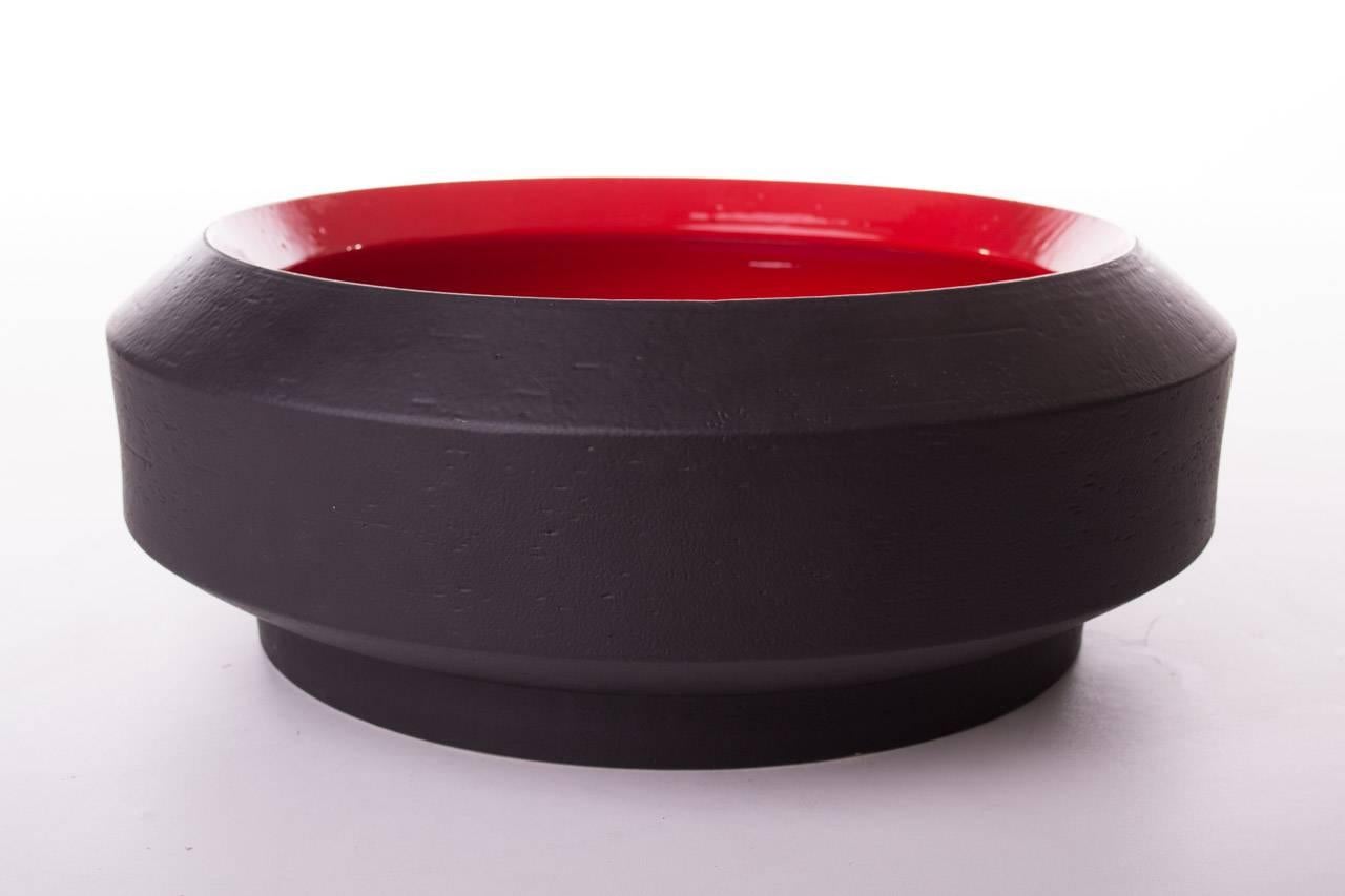 Ceramic bowl by Arik Levy for Bitossi. Made in 2013.