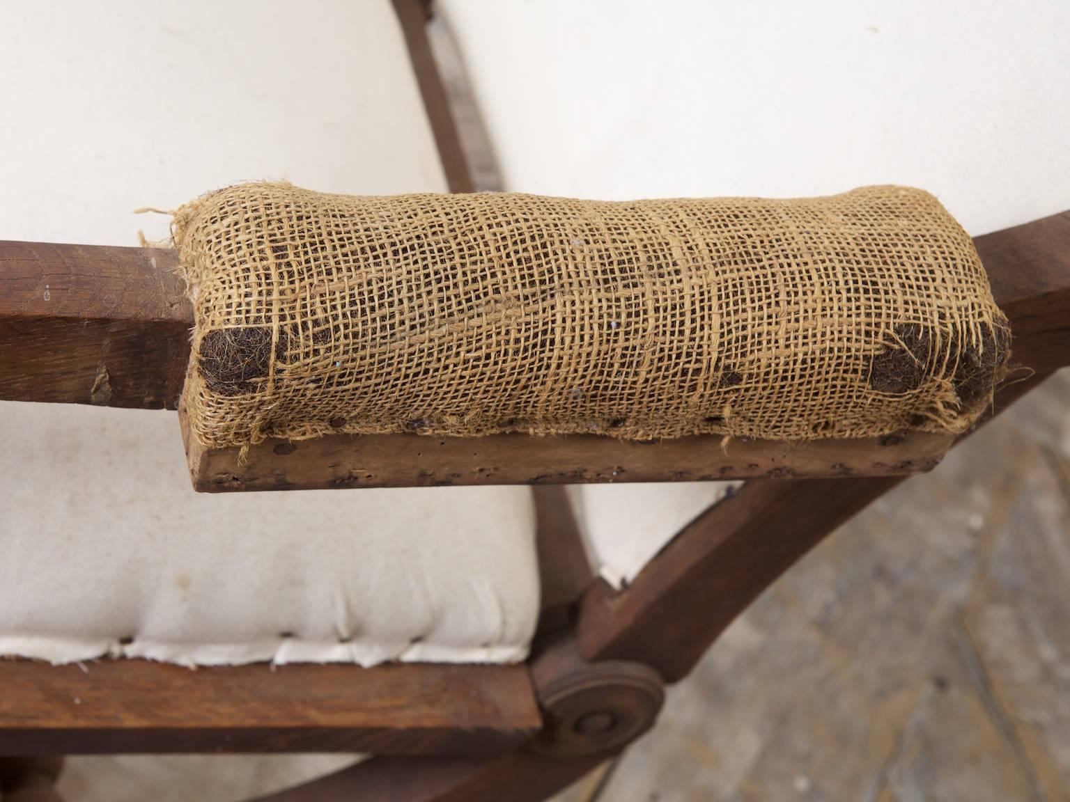 Oak Reclining Chair In Good Condition In Llandudno, Conwy