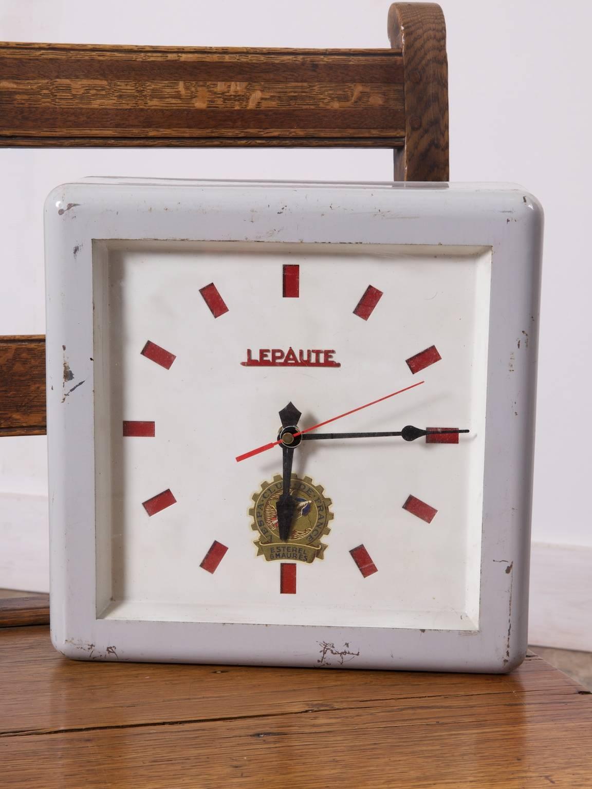 French Vespa Club Clock In Good Condition In Llandudno, Conwy