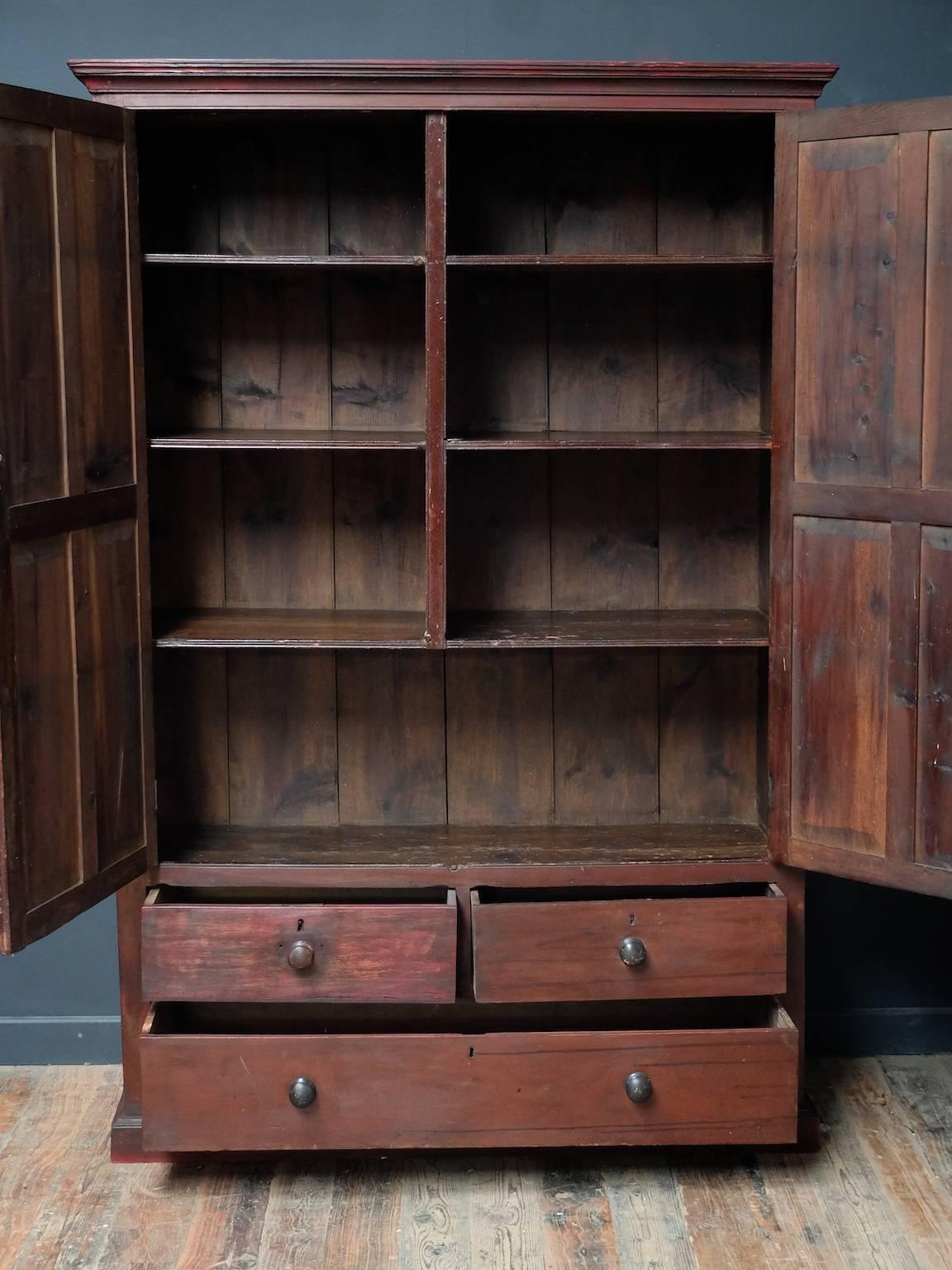 Painted Pine Irish Cupboard In Good Condition In Llandudno, Conwy