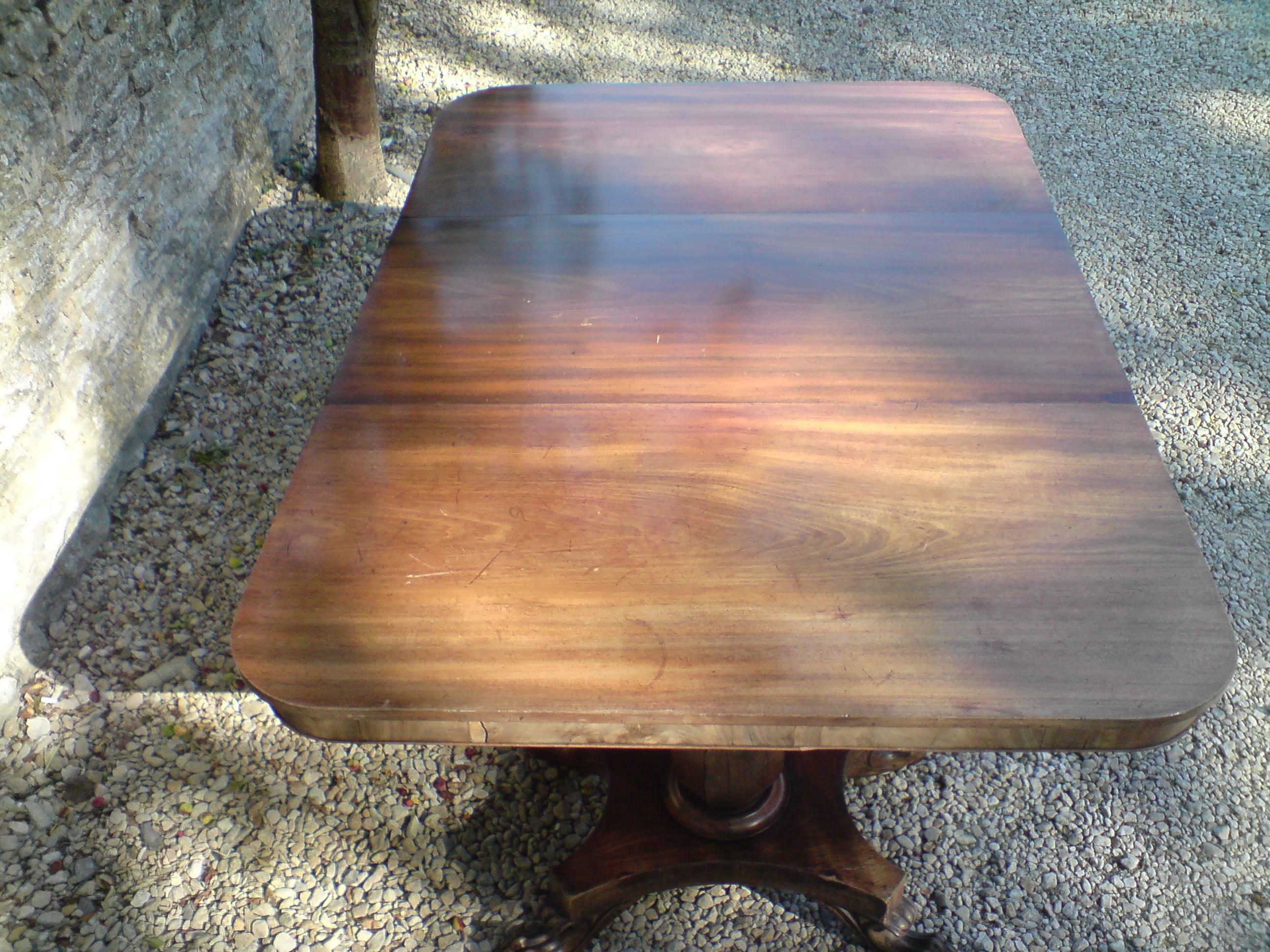 British Antique Twin Pedestal Dining Table, Mahogany, circa 1830 For Sale