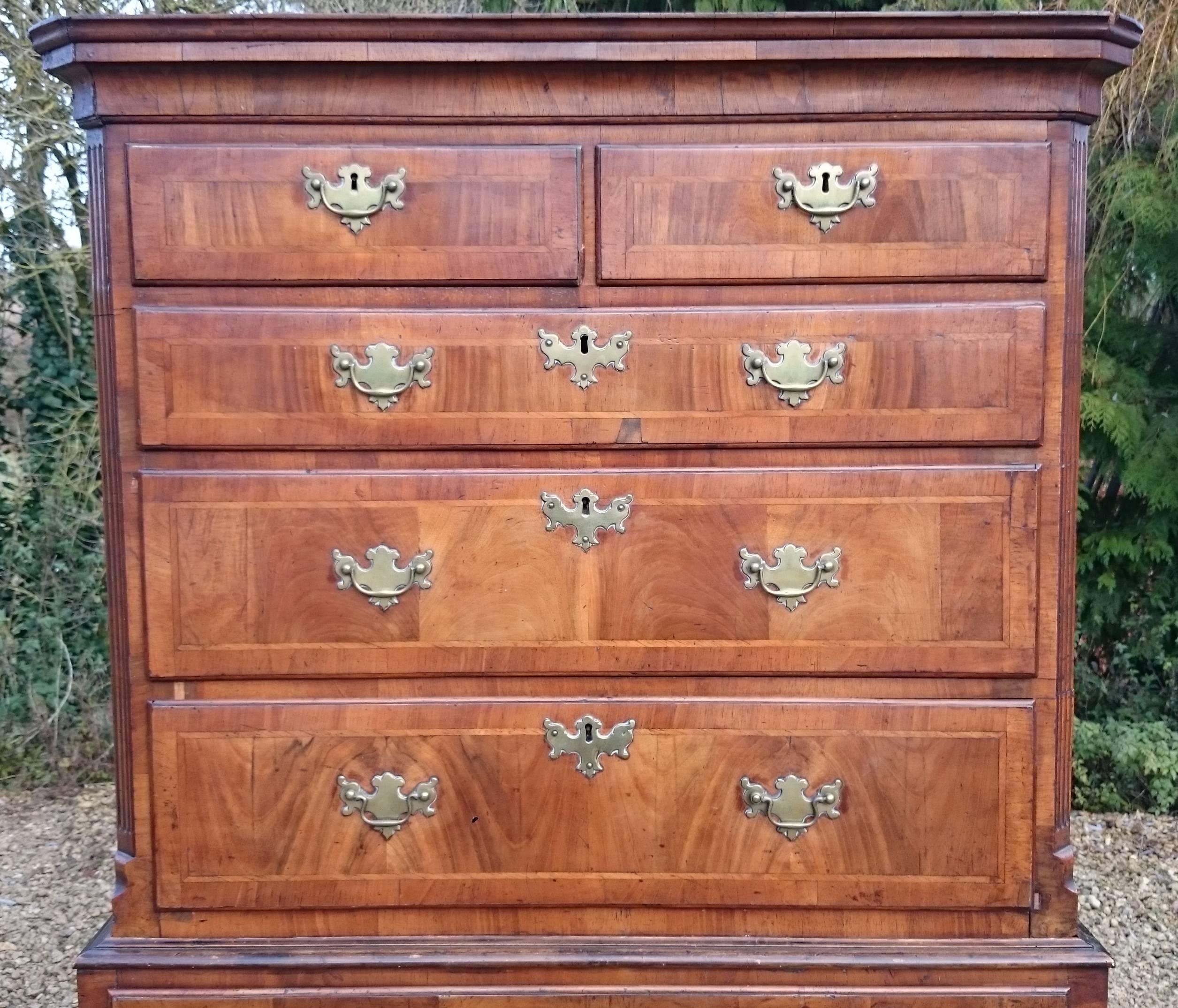 Early 18th Century George I Period Walnut Chest on Chest Tallboy In Excellent Condition In Gloucestershire, GB