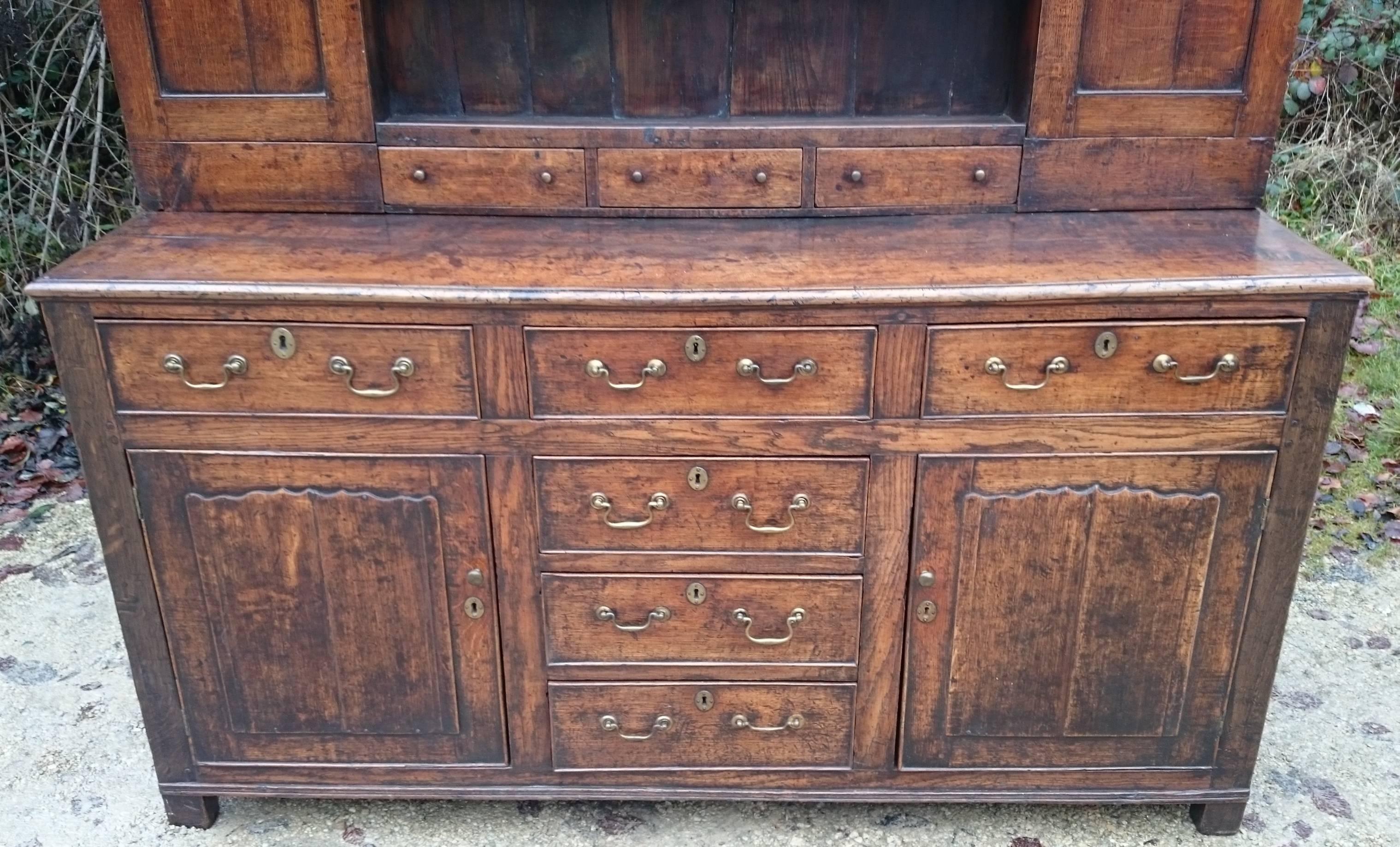 George II Period Mid-18th Century Antique Oak Dresser 2