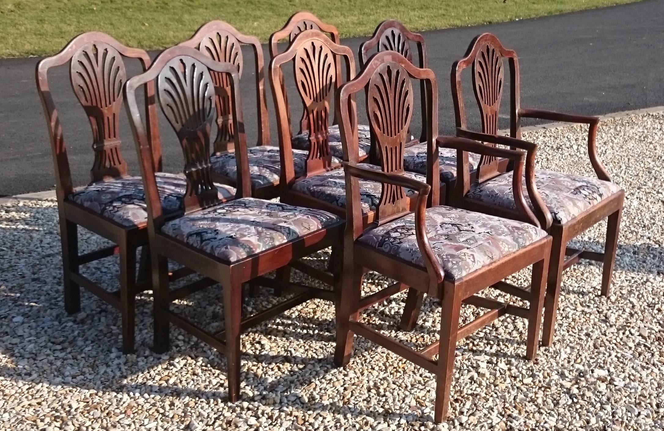 18th Century George III Mahogany Set of Eight Dining Chairs 2