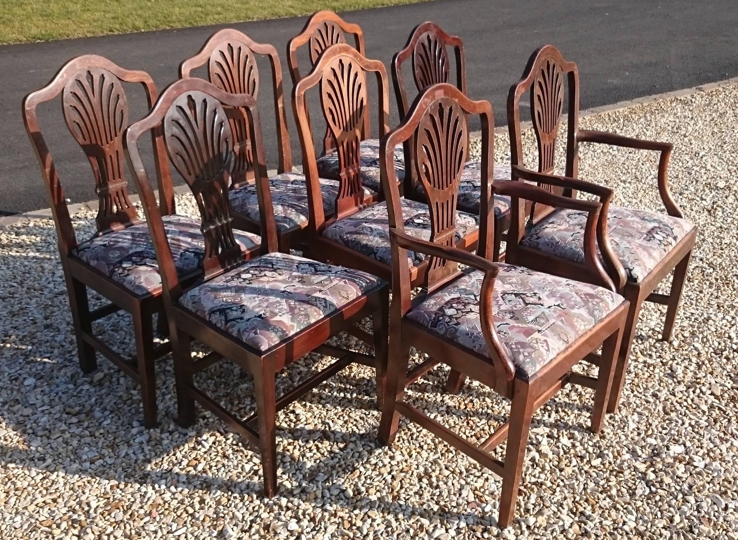 18th Century George III Mahogany Set of Eight Dining Chairs 3