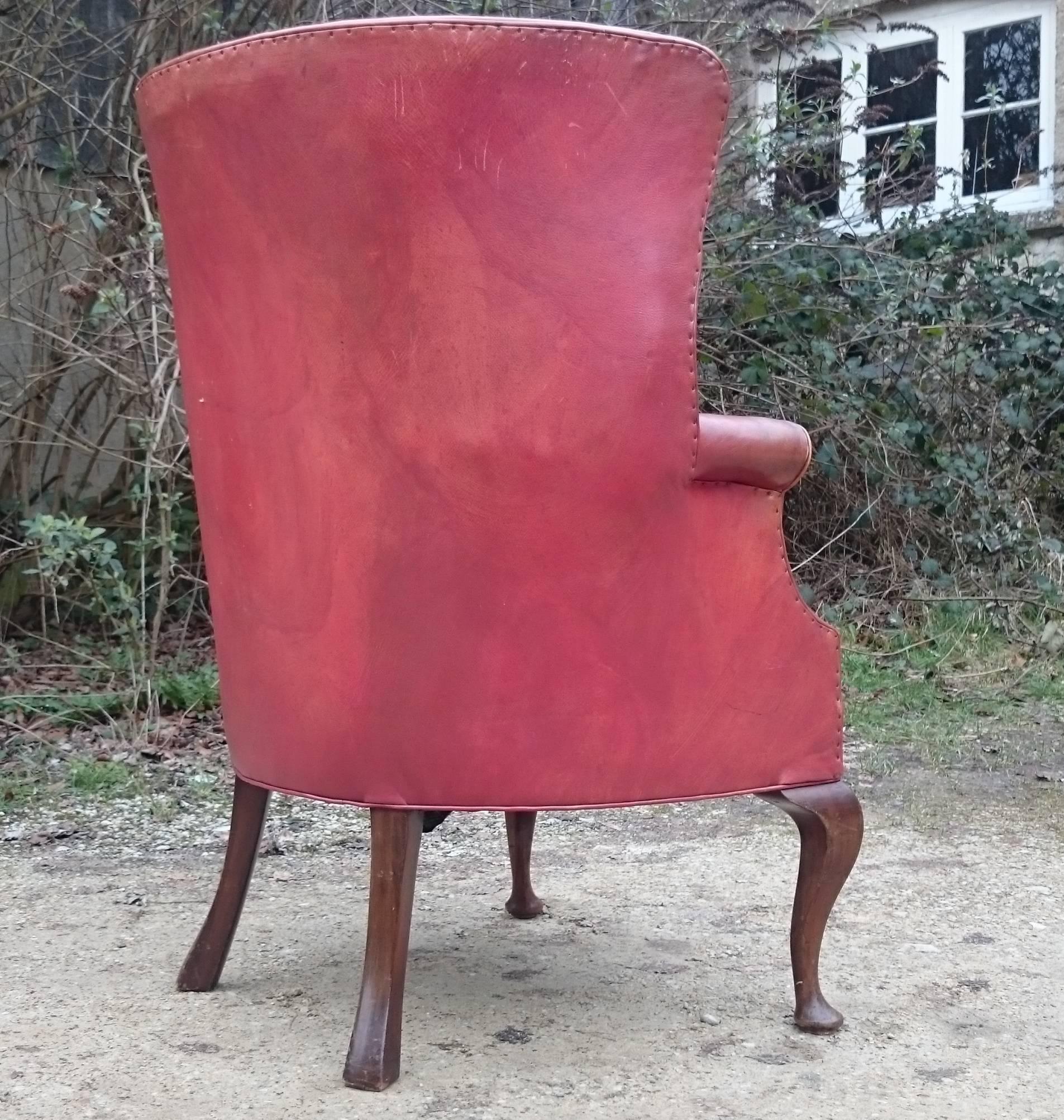 Button Back Barrel Back Leather Wing Chair by Howard and Sons of London In Excellent Condition In Gloucestershire, GB