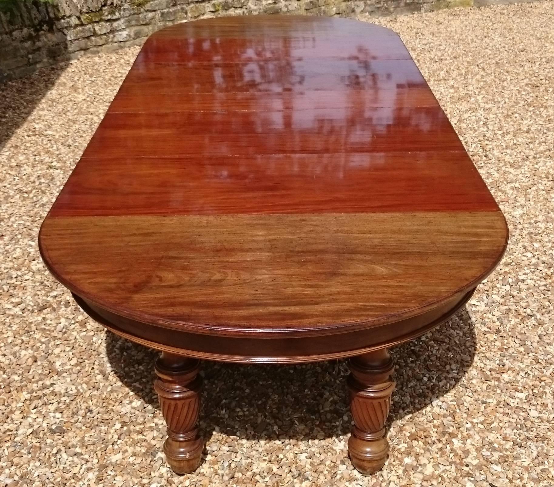 mahogany antique dining table