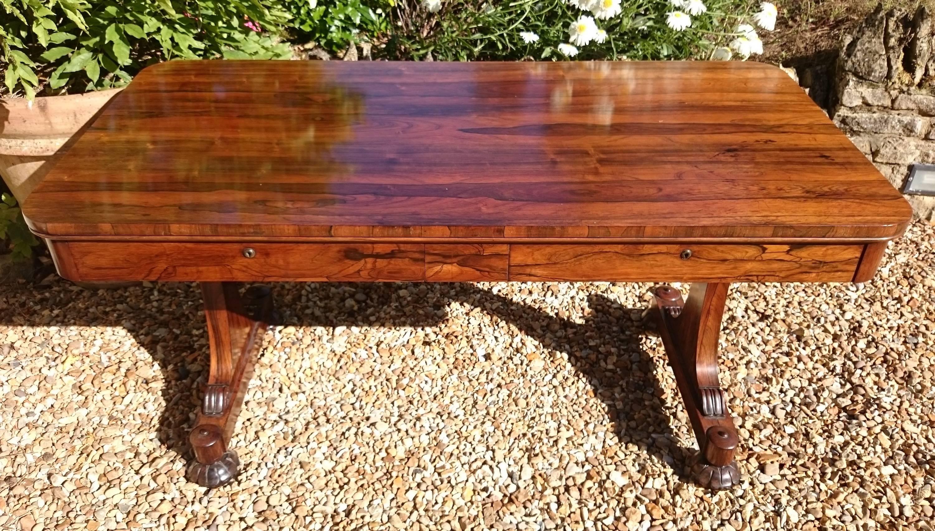 Important 19th Century Rosewood Antique Library Table or Sofa Table In Excellent Condition In Gloucestershire, GB