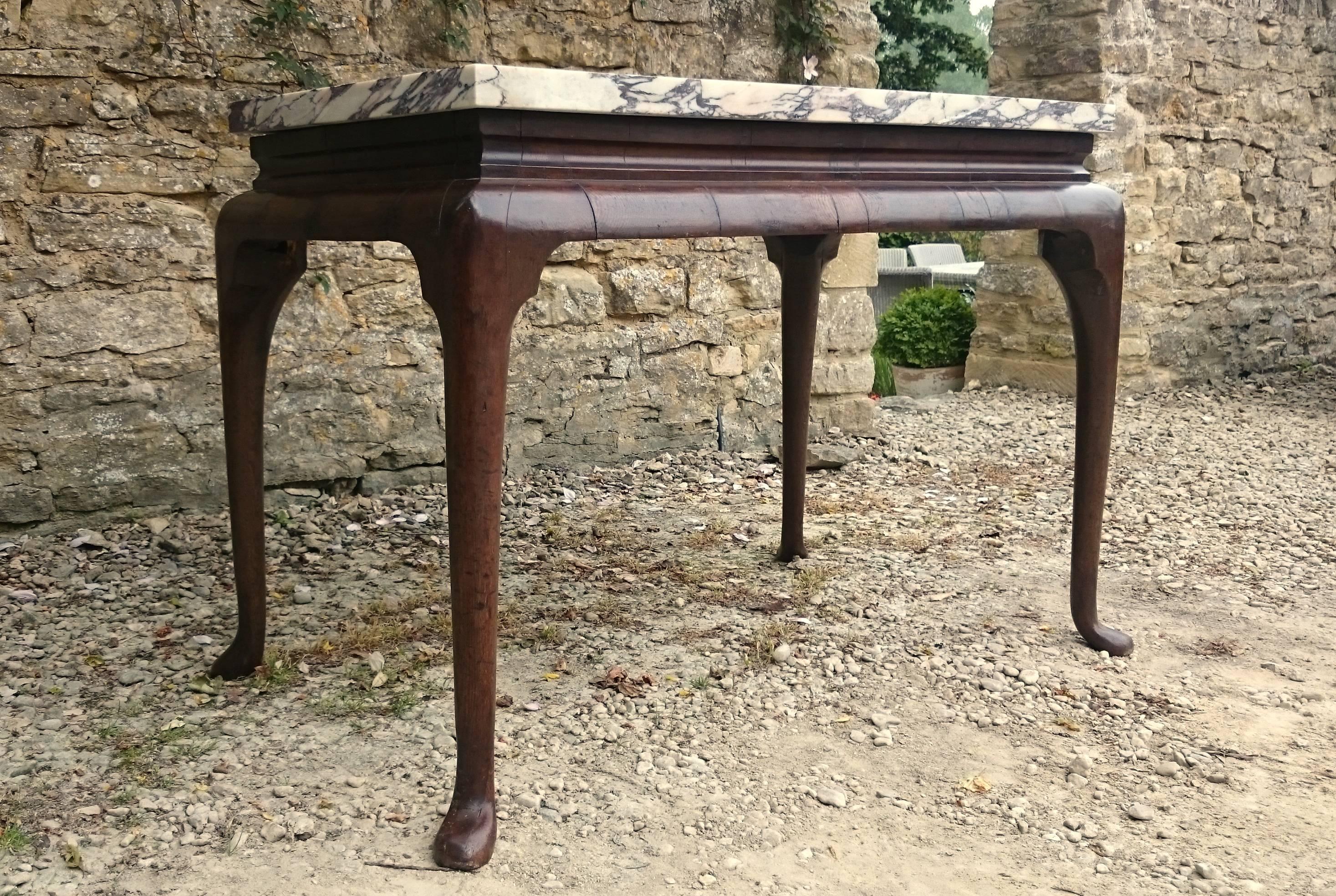 Early 18th Century Marble-Top Console Table In Excellent Condition In Gloucestershire, GB