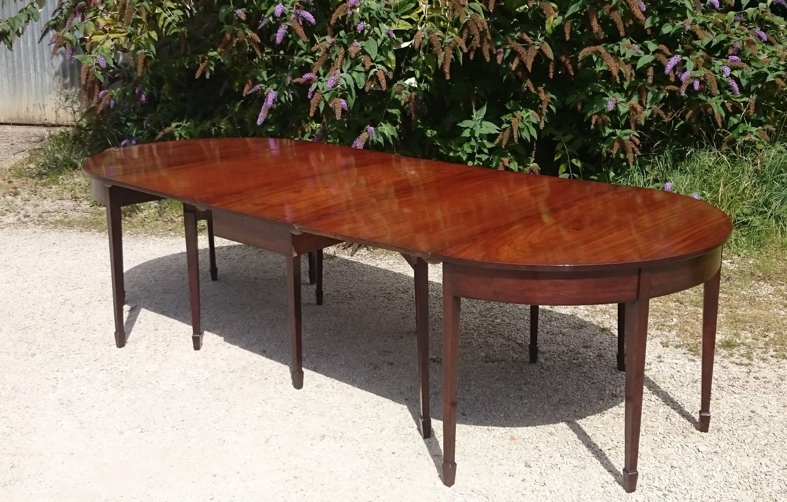 George III 18th Century Antique Mahogany Dining Table