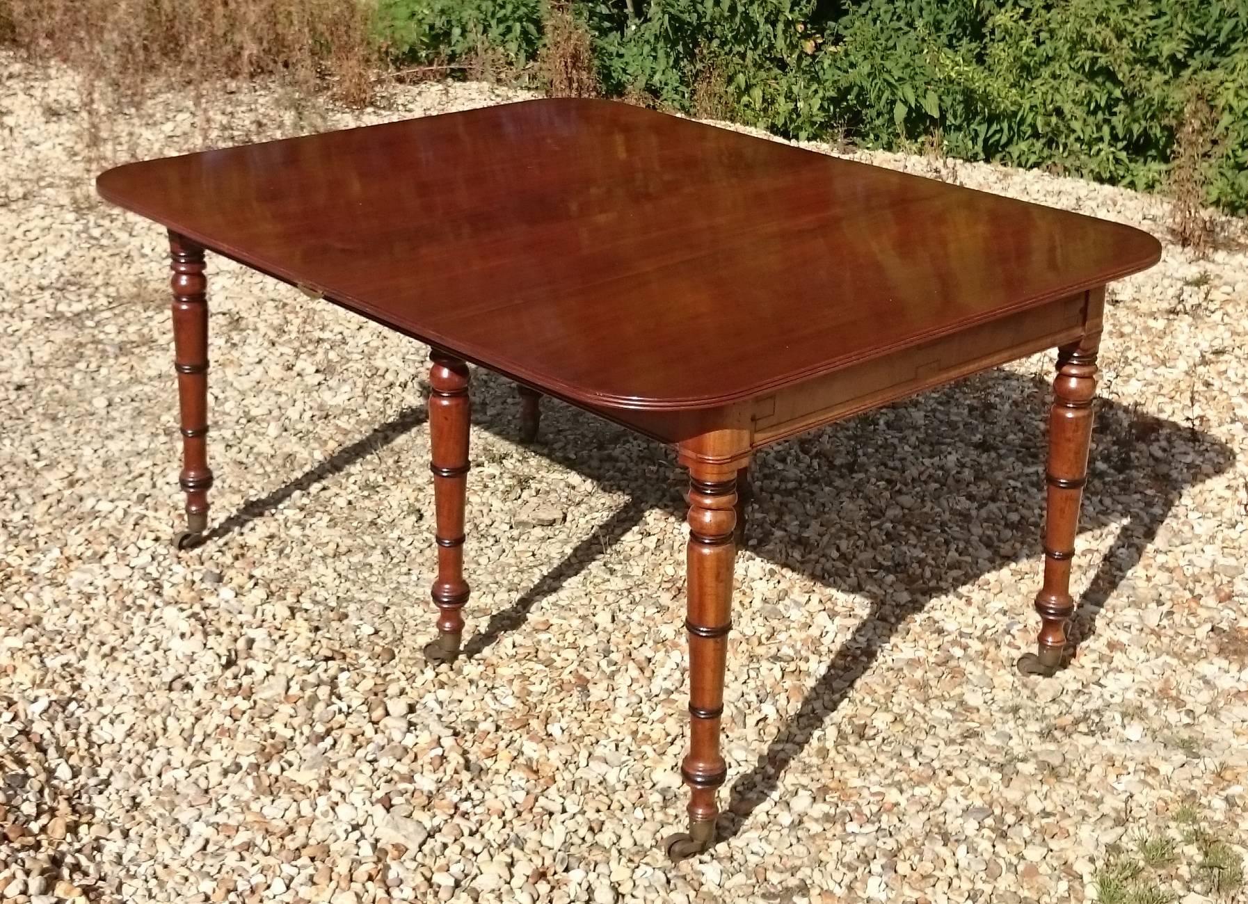 British George III Period Mahogany Antique Dining Table