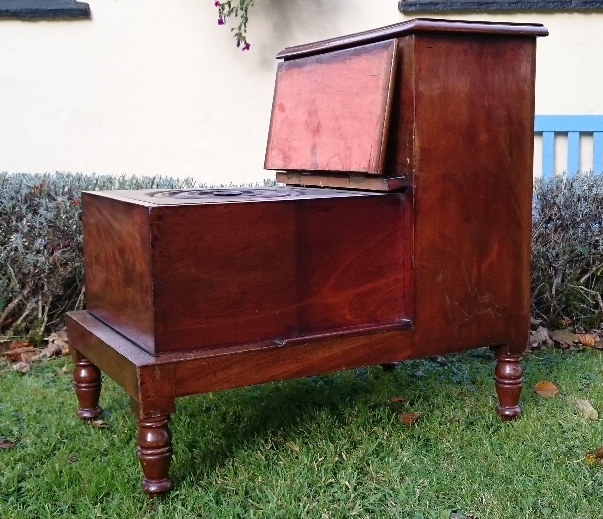 British Early 19th Century Regency Mahogany Bedroom Step Commode For Sale