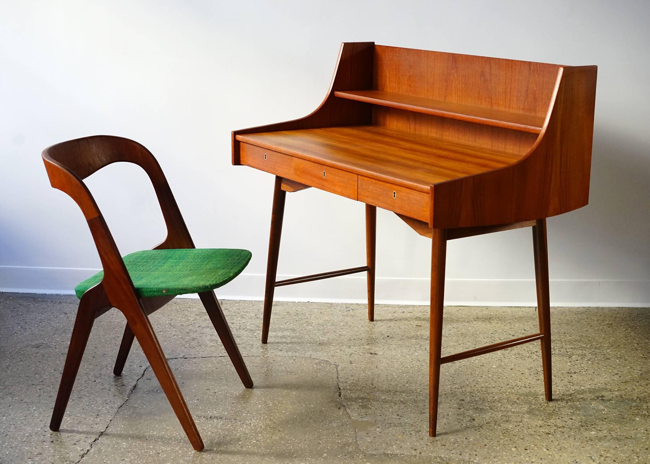 Wood Ola Desk by John Texmon
