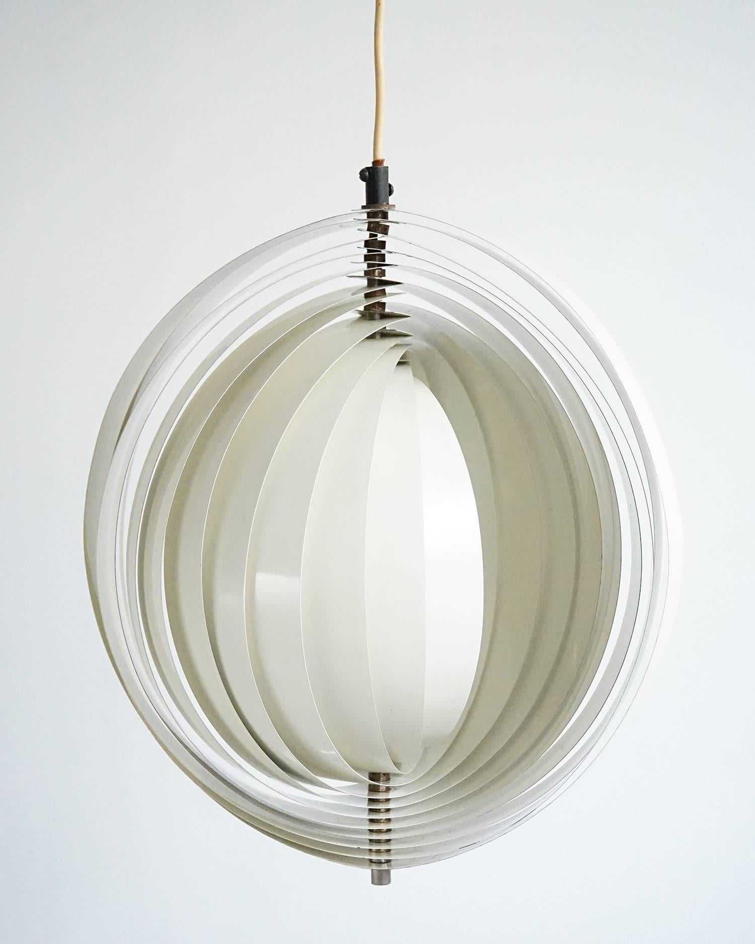 Louvered Moon Pendant Light 3