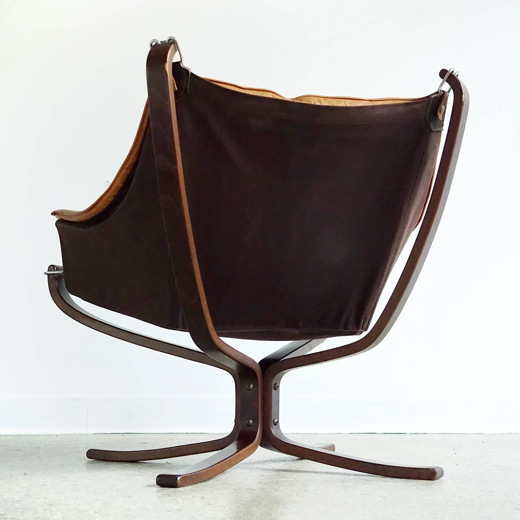 Falcon Armchair by Sigurd Resell In Good Condition In Brooklyn, NY