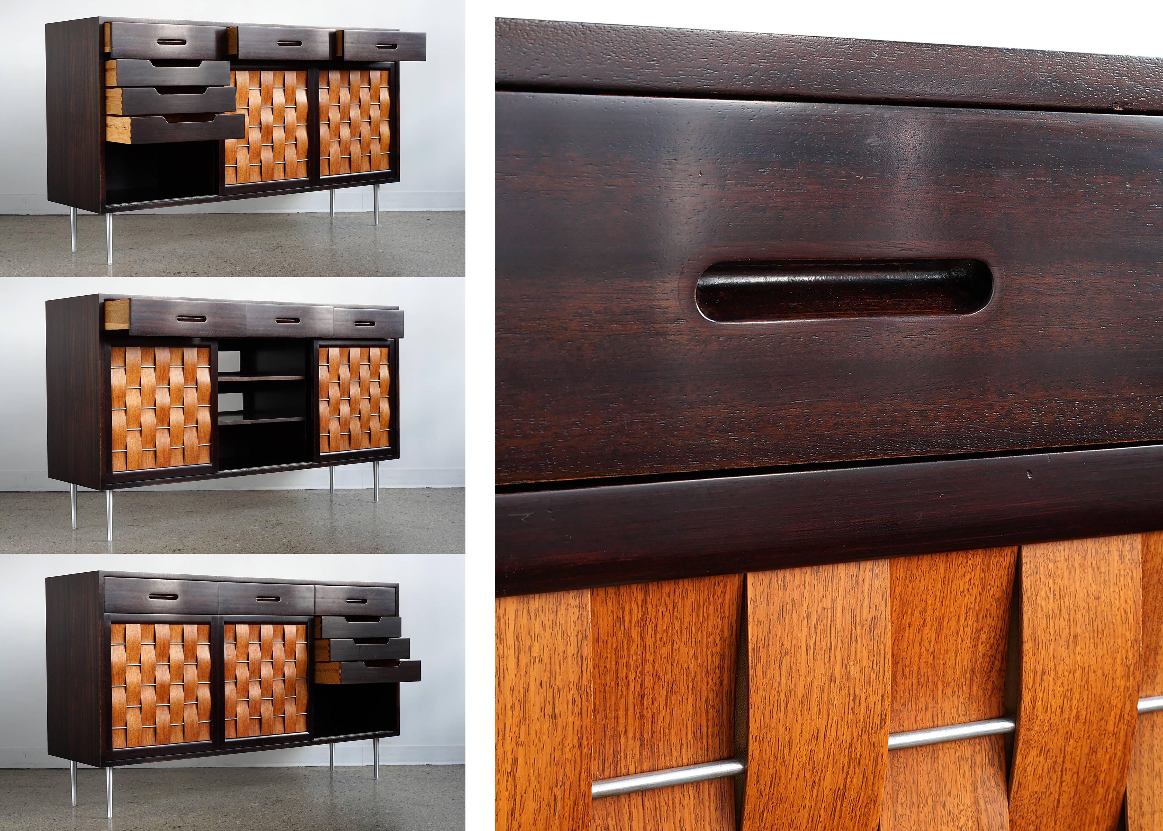 Mid-Century Modern Edward Wormley Credenza for Dunbar