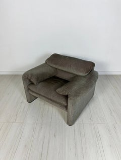 1970s Vintage Cassina Maralunga Lounge Chair by Vico Magistretti for Cassina
