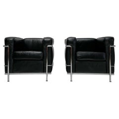 1990er Jahre: 2er-Set LC2-Ledersessel von Le Corbusier und Charlotte Perriand