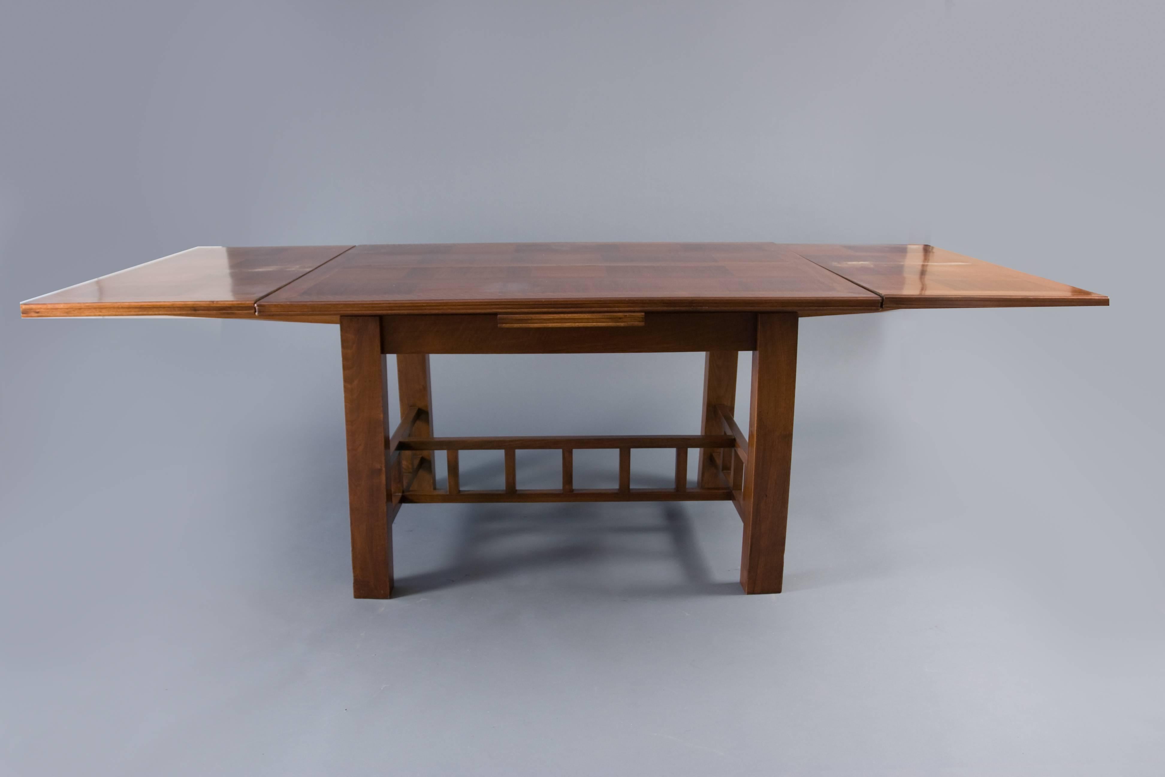 francis dining table