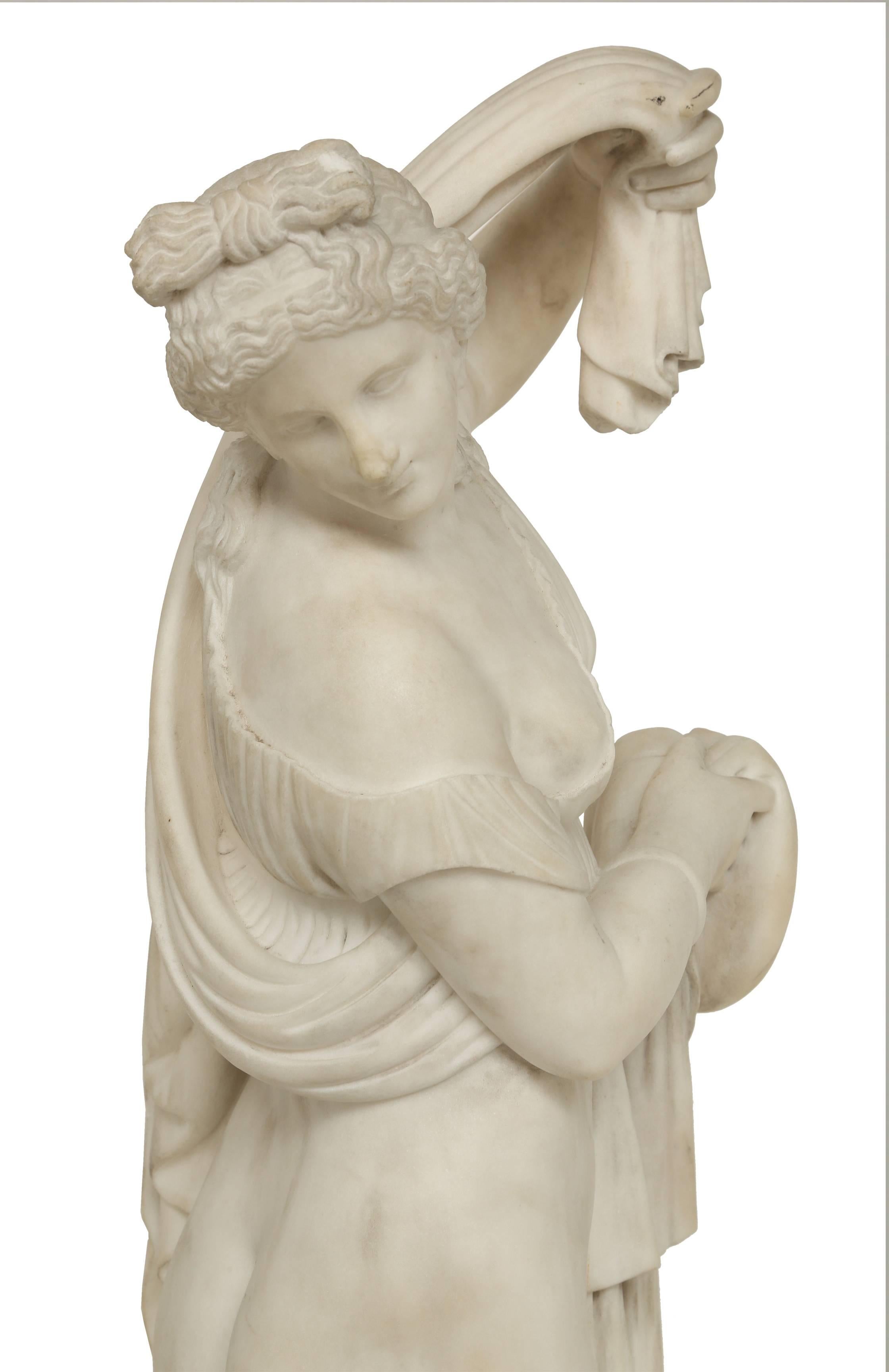 19th Century White Carrara Marble Sculpture of Venus, Signed J VACCA NAPOLI 1809 2