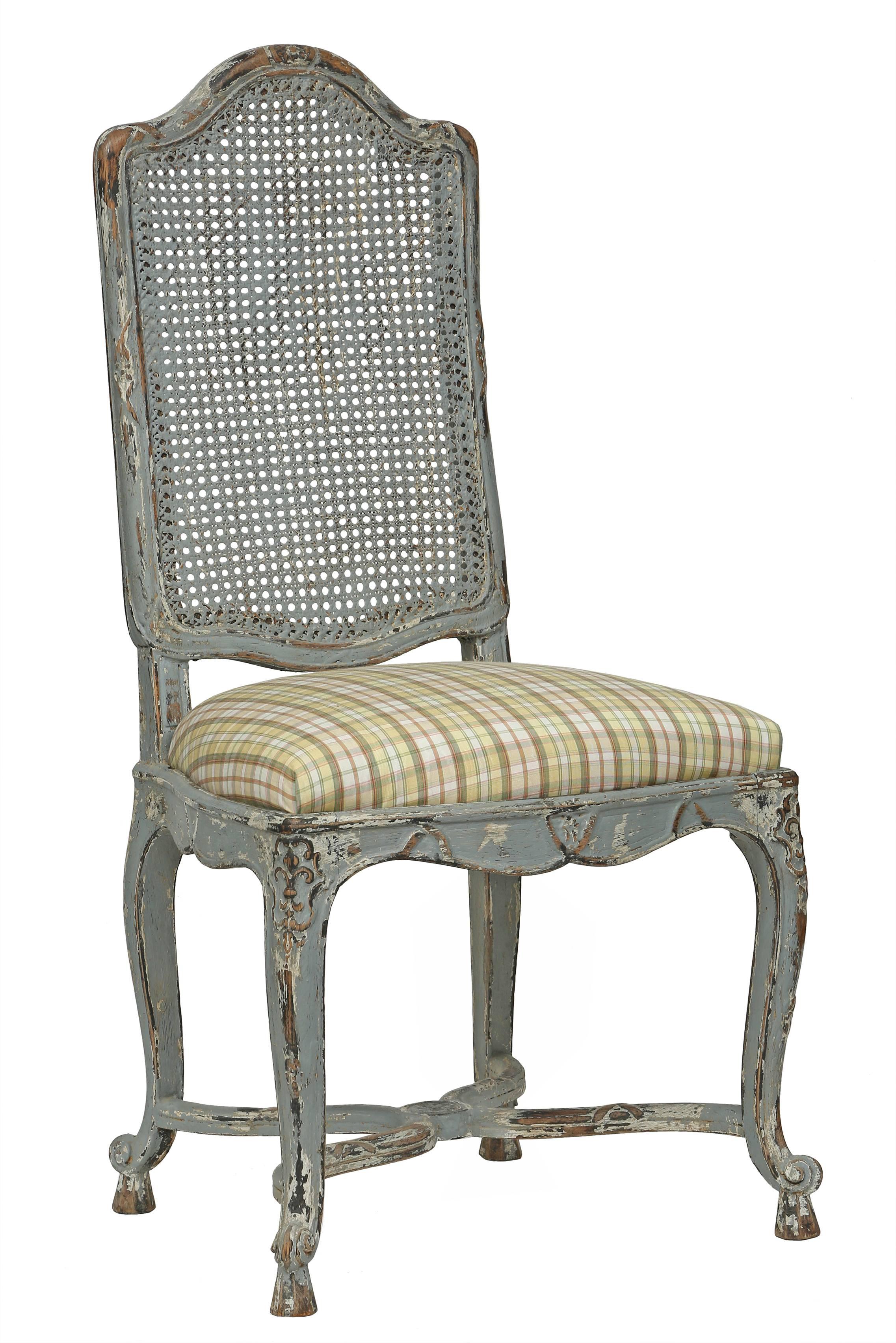 French 19th Century Louis XV Style Country French Patinated Dining Chairs In Excellent Condition In West Palm Beach, FL
