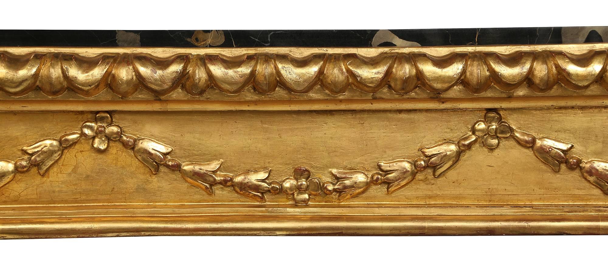 Italian 18th Century Louis XIV Period Giltwood and Marble Roman Console 4