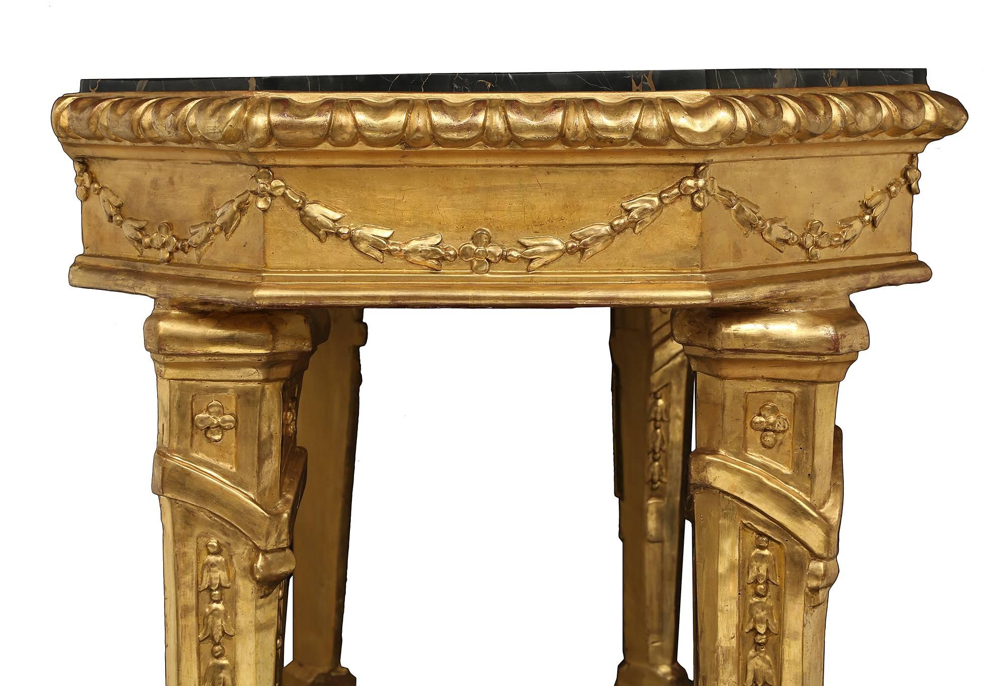 Italian 18th Century Louis XIV Period Giltwood and Marble Roman Console 3