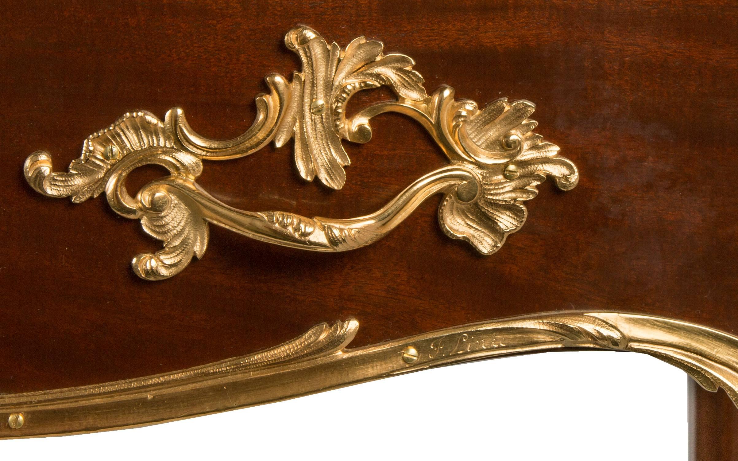 French 19th Century Louis XV Style Mahogany and Ormolu Vanity, Signed F. Linke 4