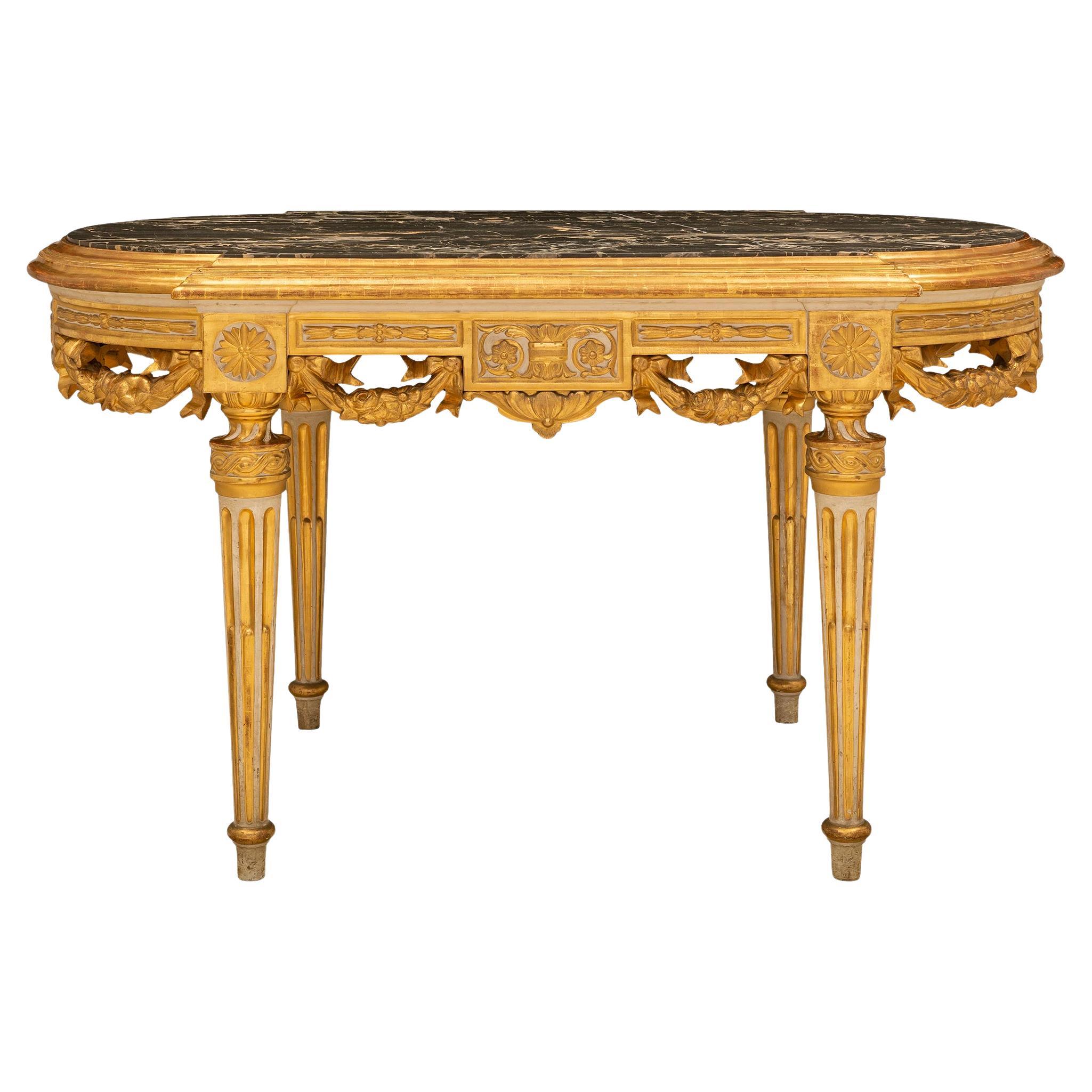 Table centrale italienne Louis XVI du 19ème siècle en bois doré