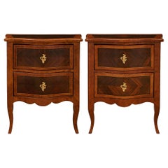 Commodes and Chests of Drawers