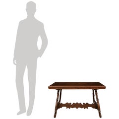 A Tuscan early 19th century Walnut coffee table