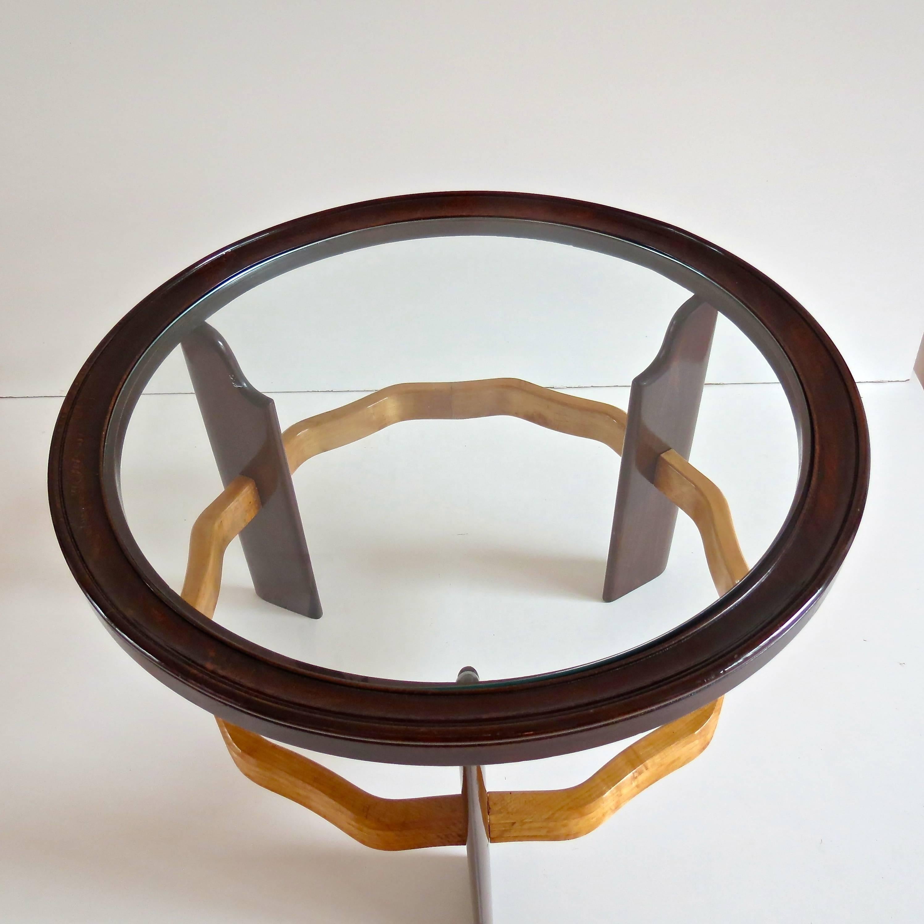 Important Mahogany and Peachwood Osvaldo Borsani Round Coffee Table, 1935 In Excellent Condition In Rome, IT