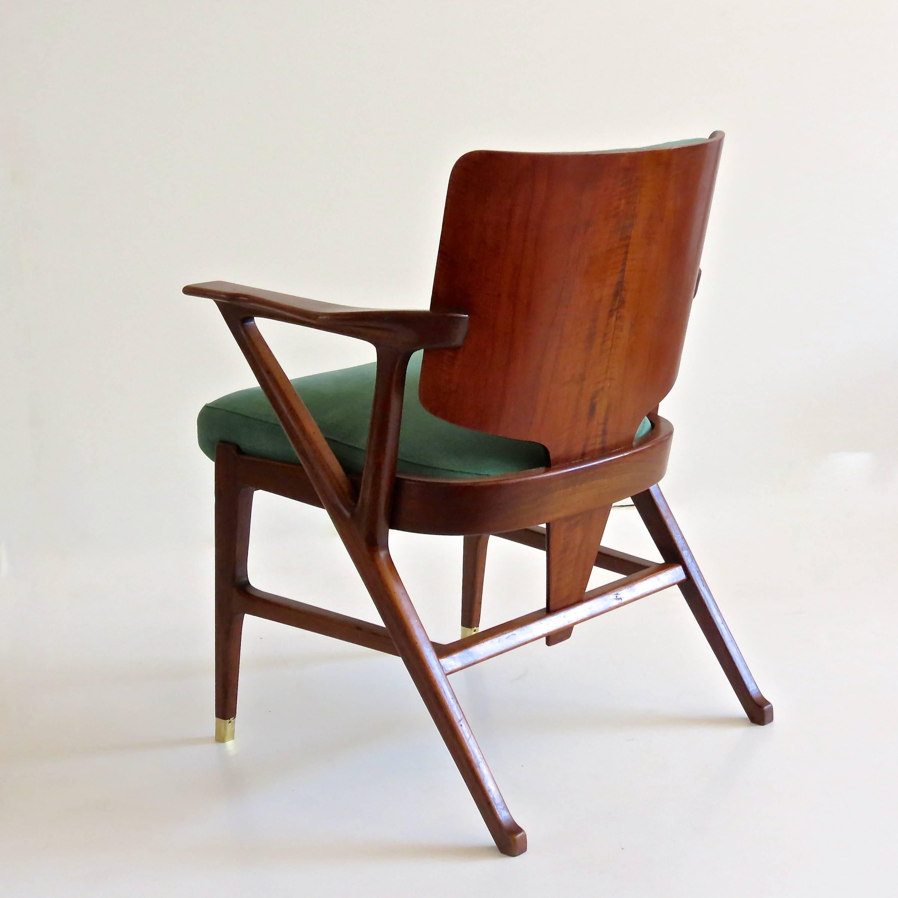 Mid-Century Modern Important  Set of Six Cassina Dining Armchairs, designed by Enrico Ciuti, 1950