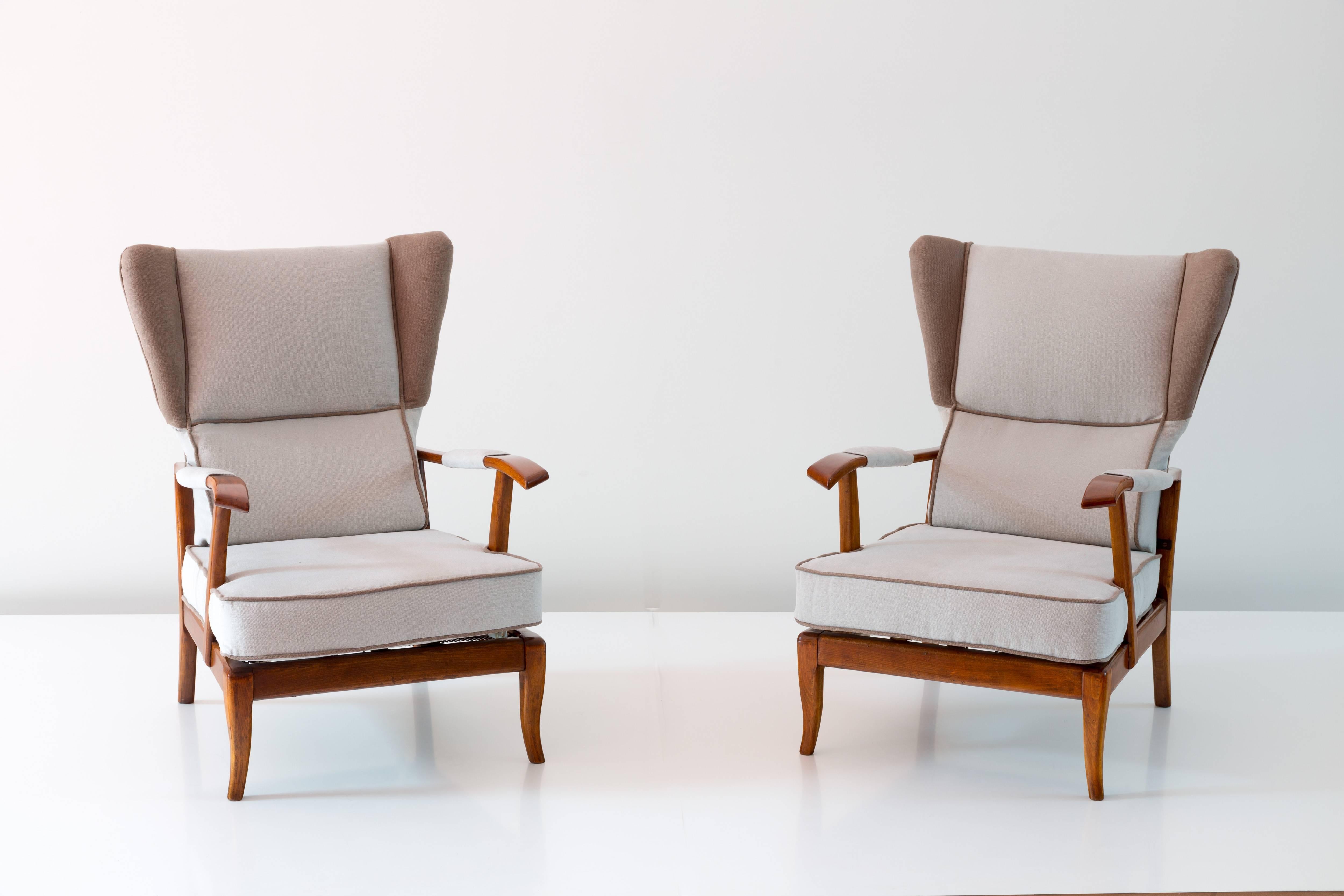 Modern Interesting Pair of Reclining Wingback Armchairs by Paolo Buffa, 1940