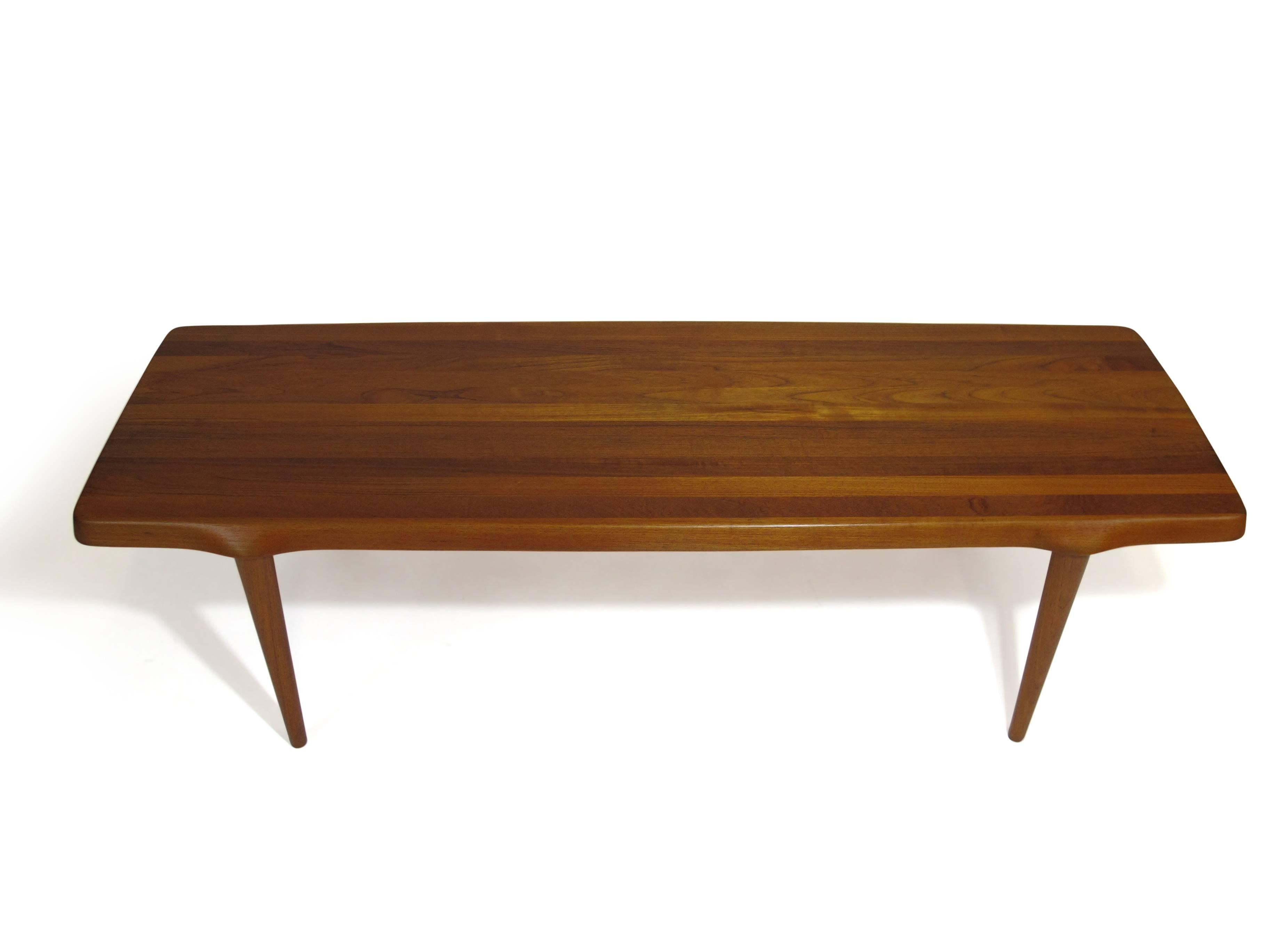 Danish Coffee Table Crafted of Solid Teak In Excellent Condition In Oakland, CA