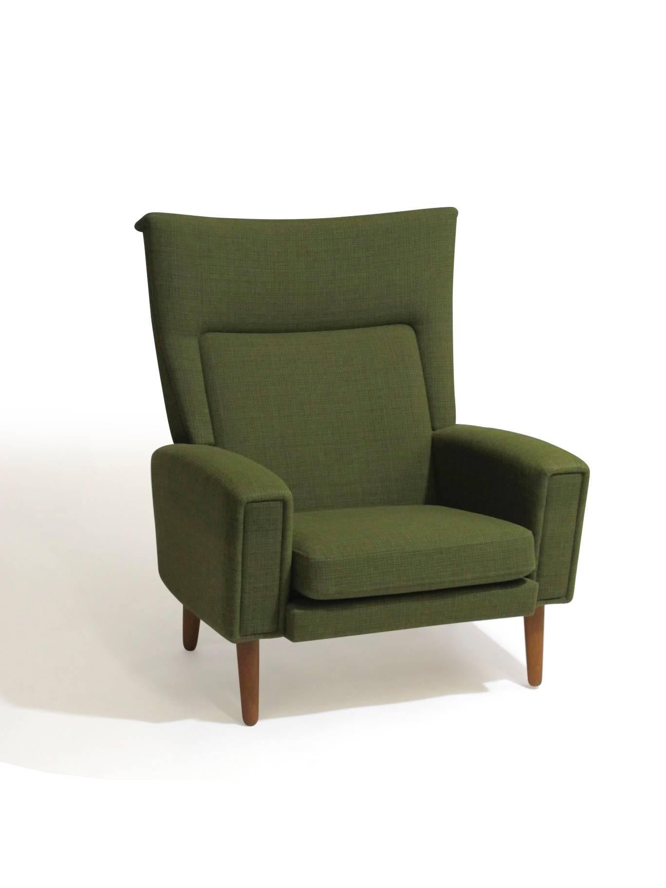 Danish Highback Lounge Chair in Green Fabric In Good Condition In Oakland, CA
