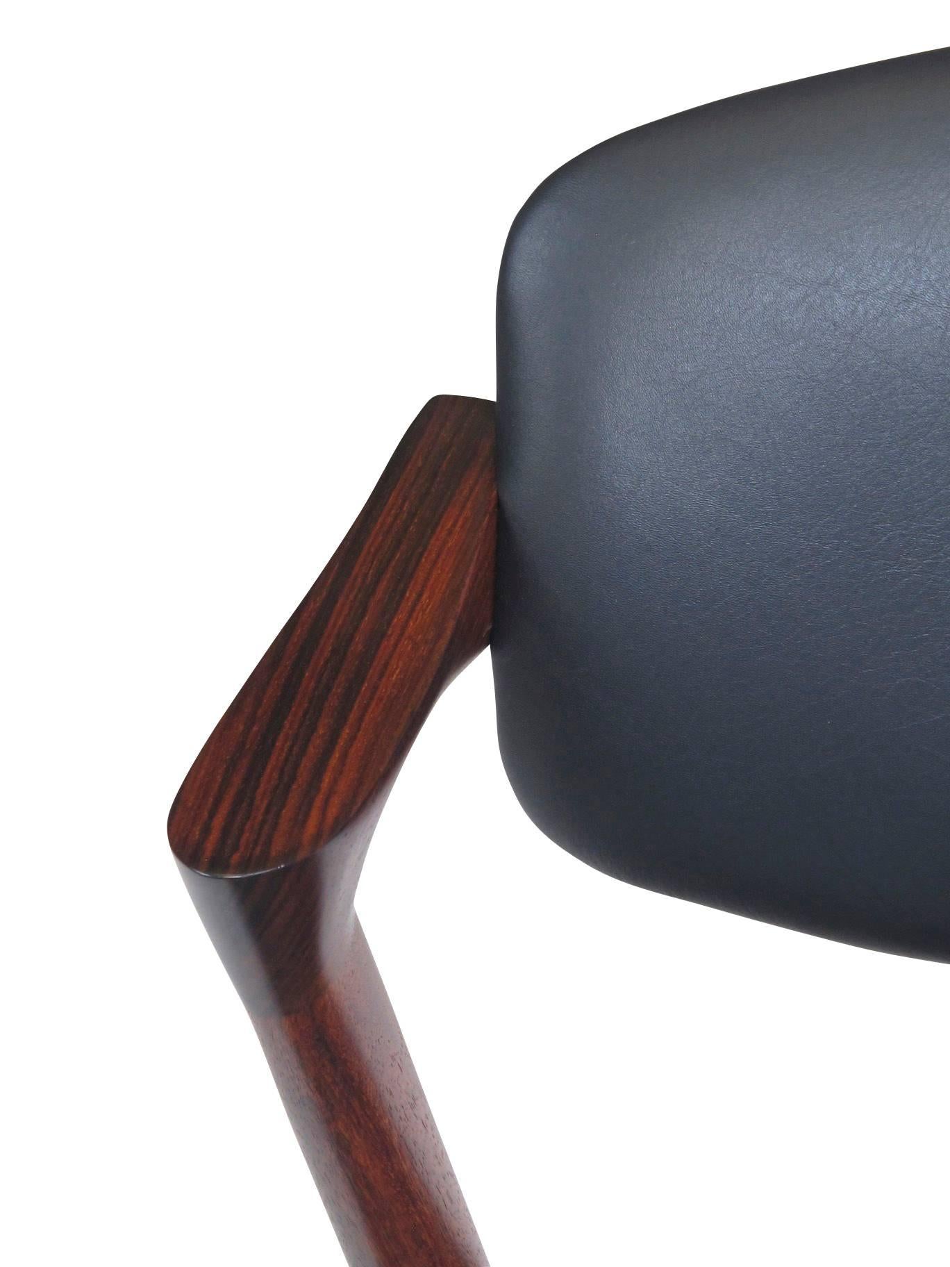 20th Century Kai Kristiansen Model 42 Tilt-Back Dining Z Chairs in Black Leather