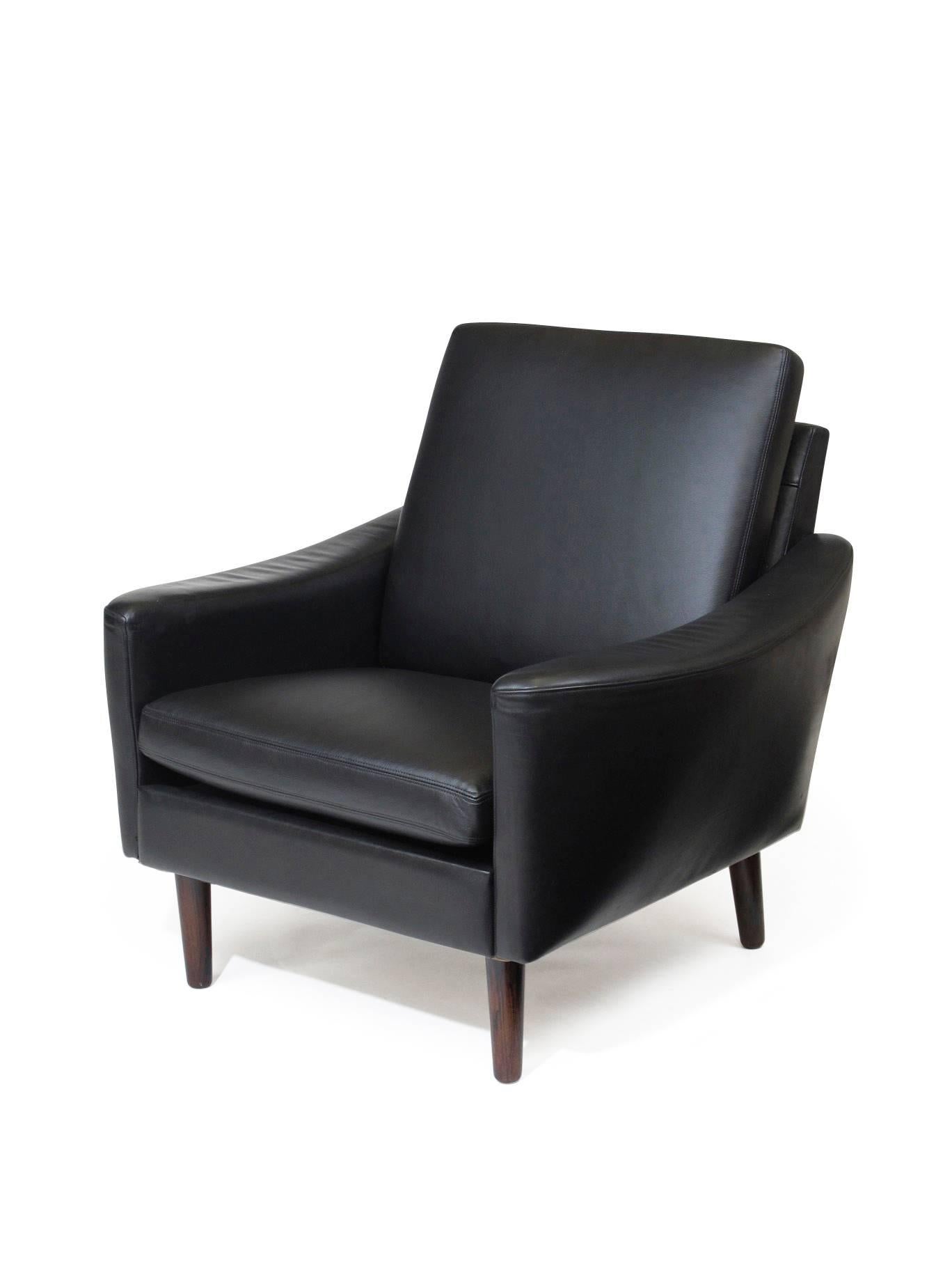 Pair of Danish Black Leather Lounge Chairs 1